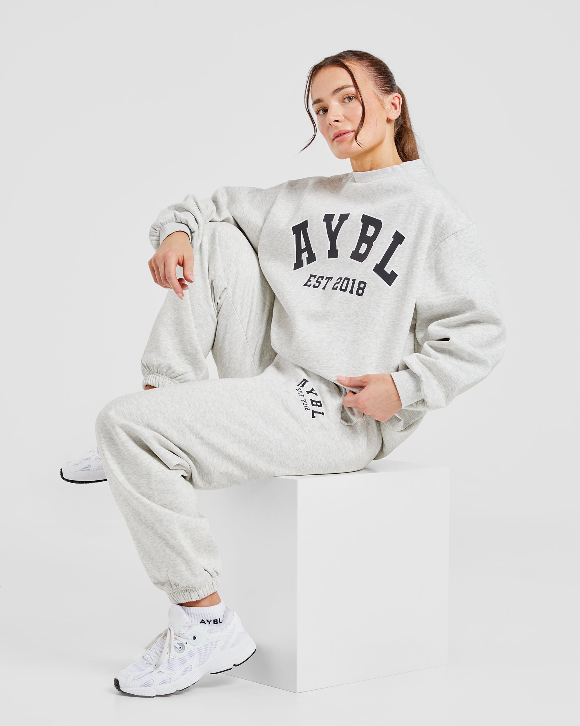 Varsity Graphic Oversized Sweatshirt - Gris Marl