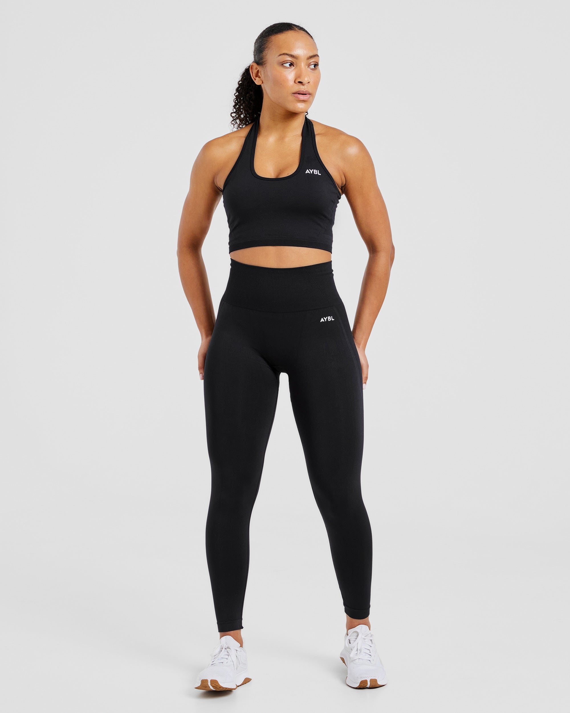 Empower Seamless Halterneck Crop Top - Noir