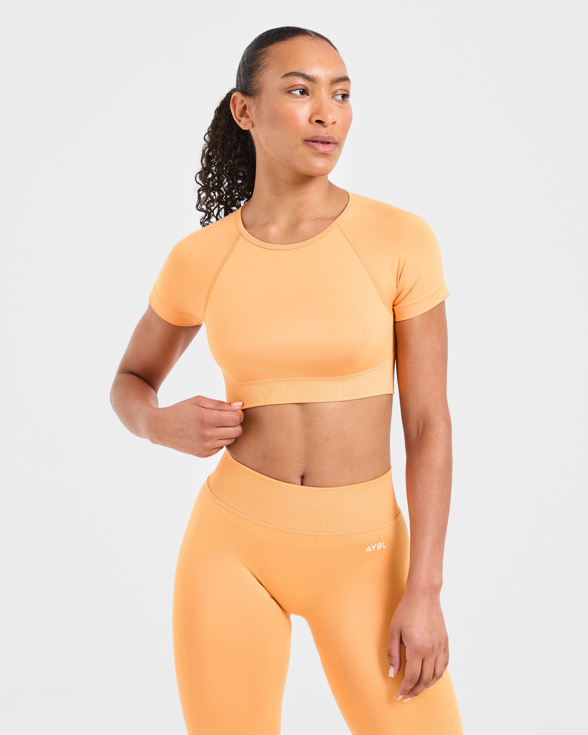 Adapt Seamless Crop Top - Bright Orange