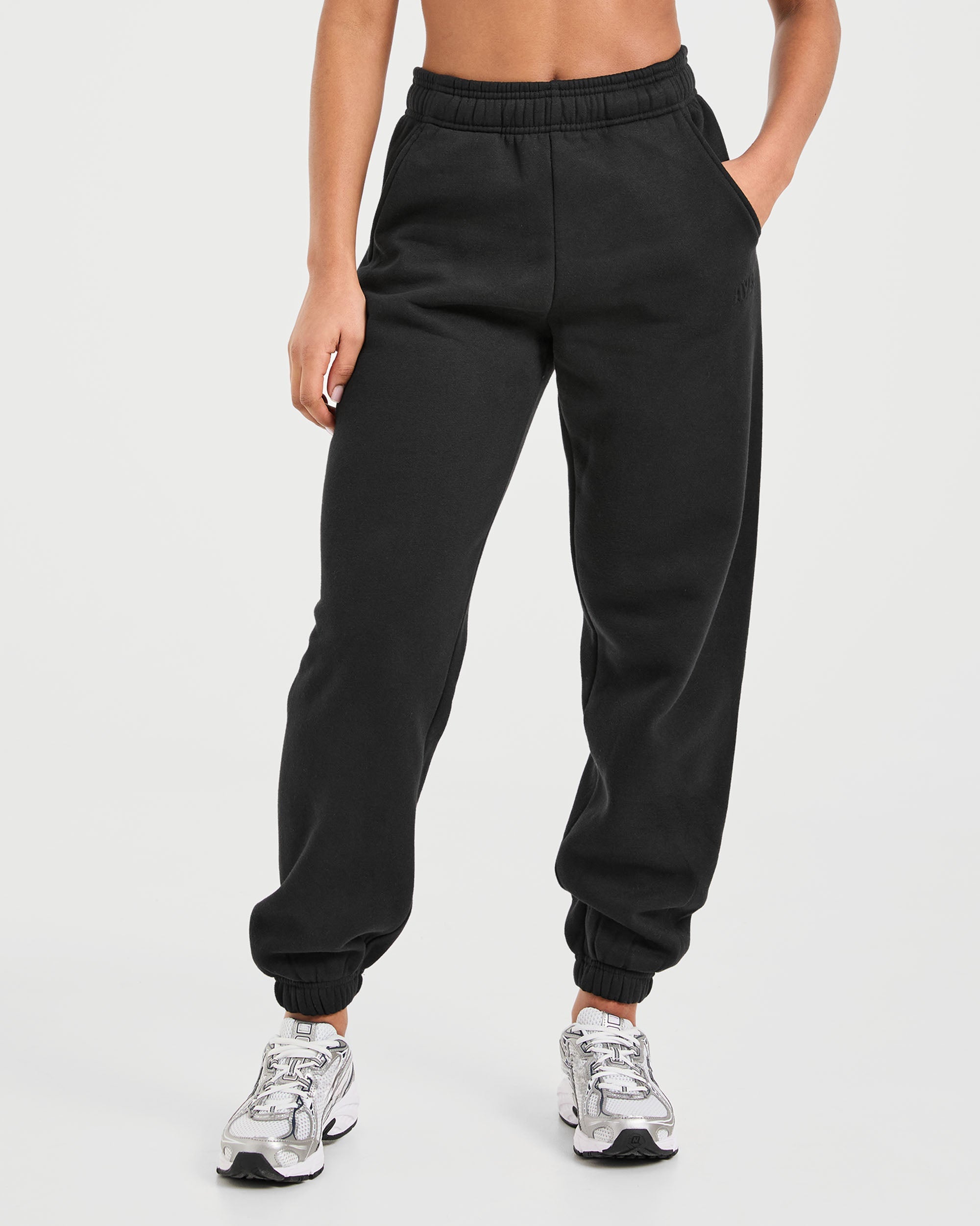 Classic Plush Oversized Joggers - Noir