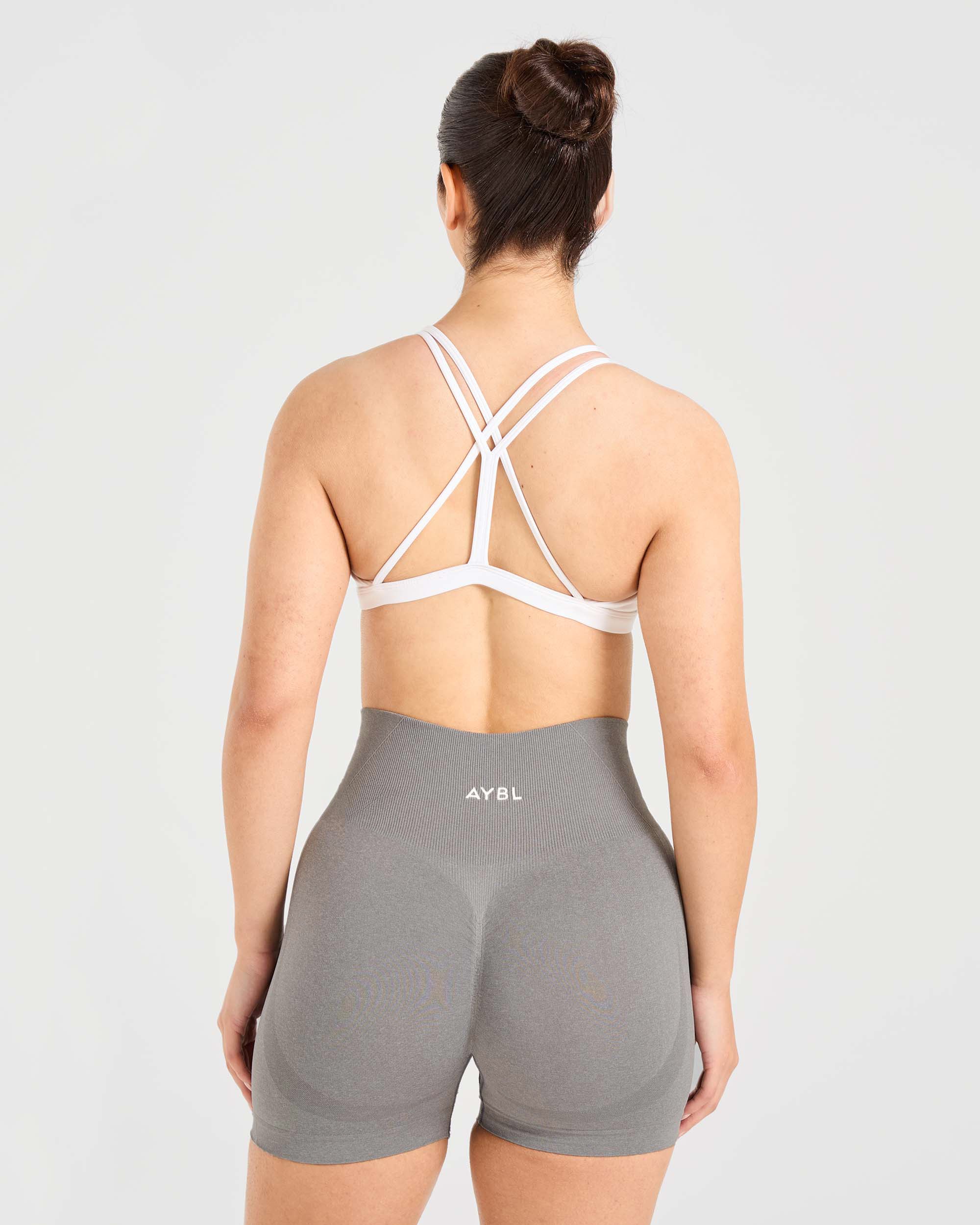 Essential Strappy Sports Bra - Blanc