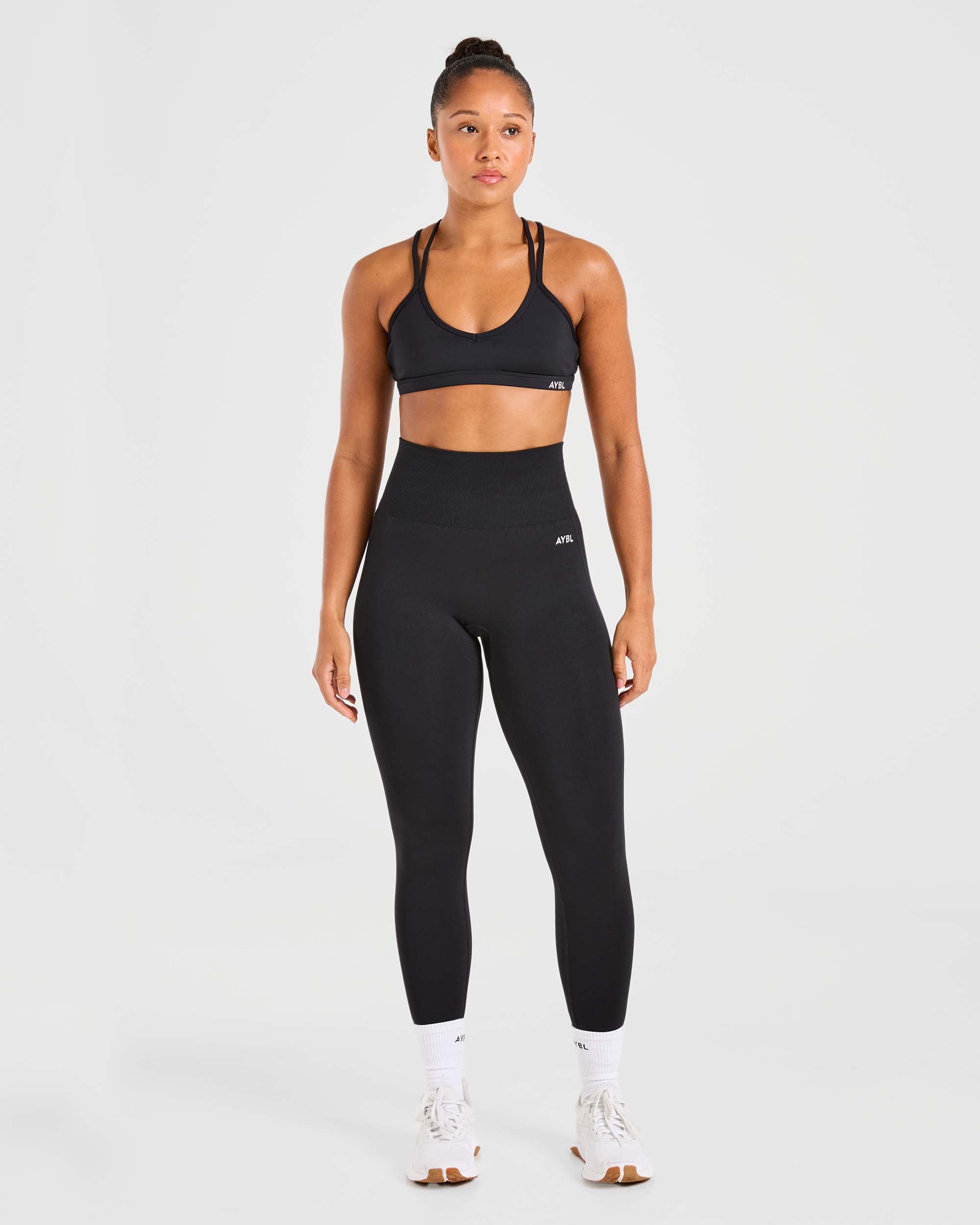 Essential Strappy Sports Bra - Noir