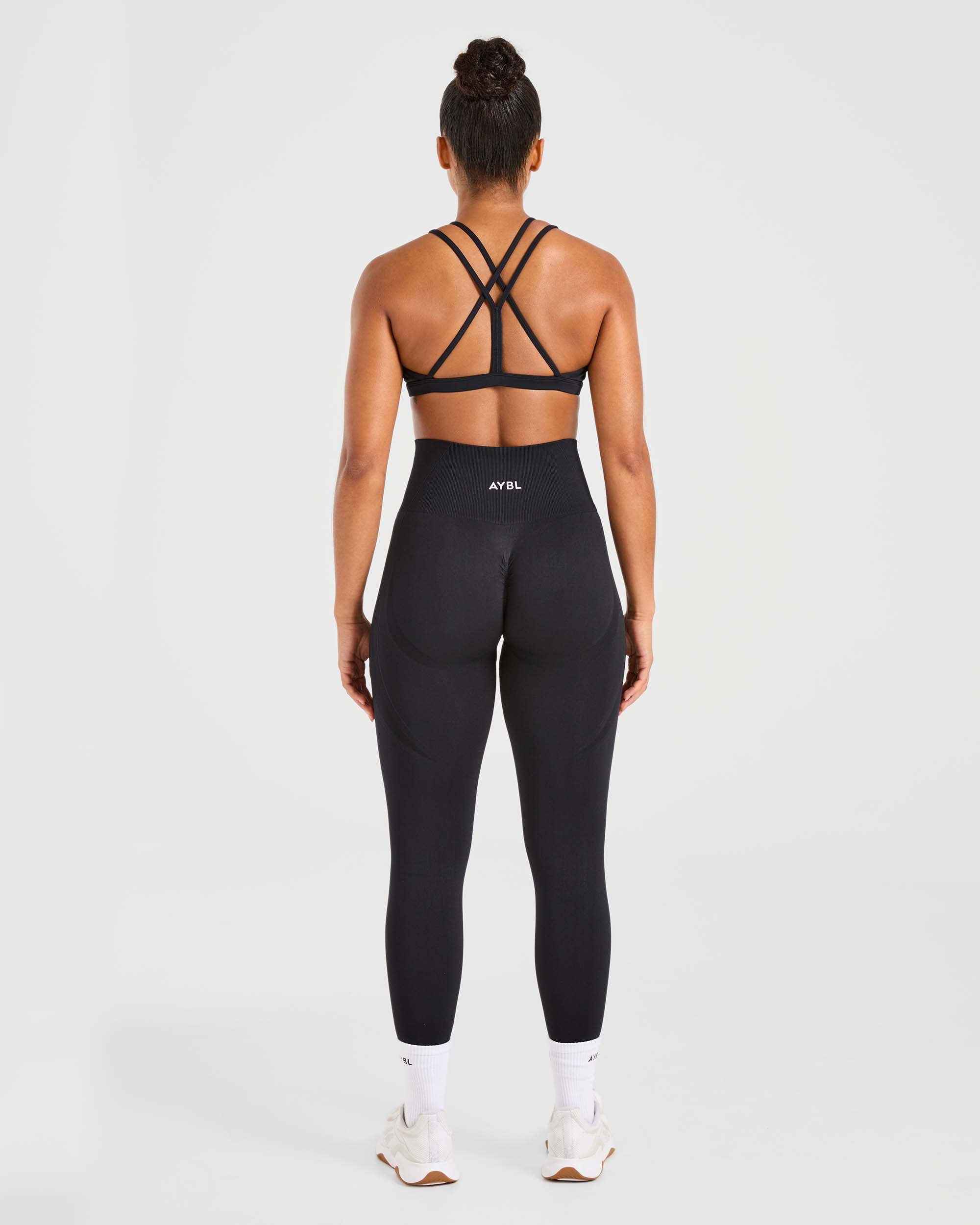 Essential Strappy Sports Bra - Noir