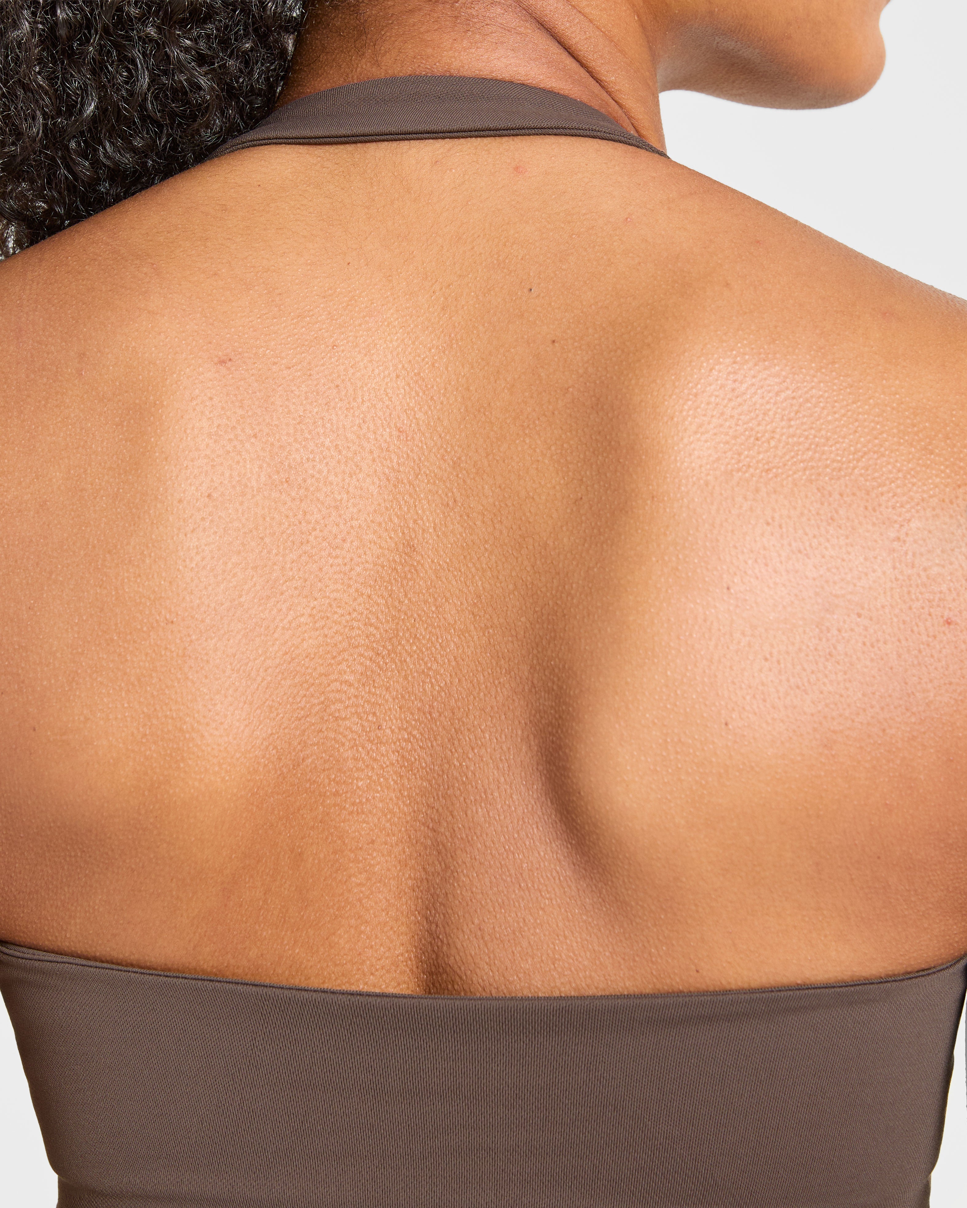 Enhance Seamless Halterneck Top - Marron