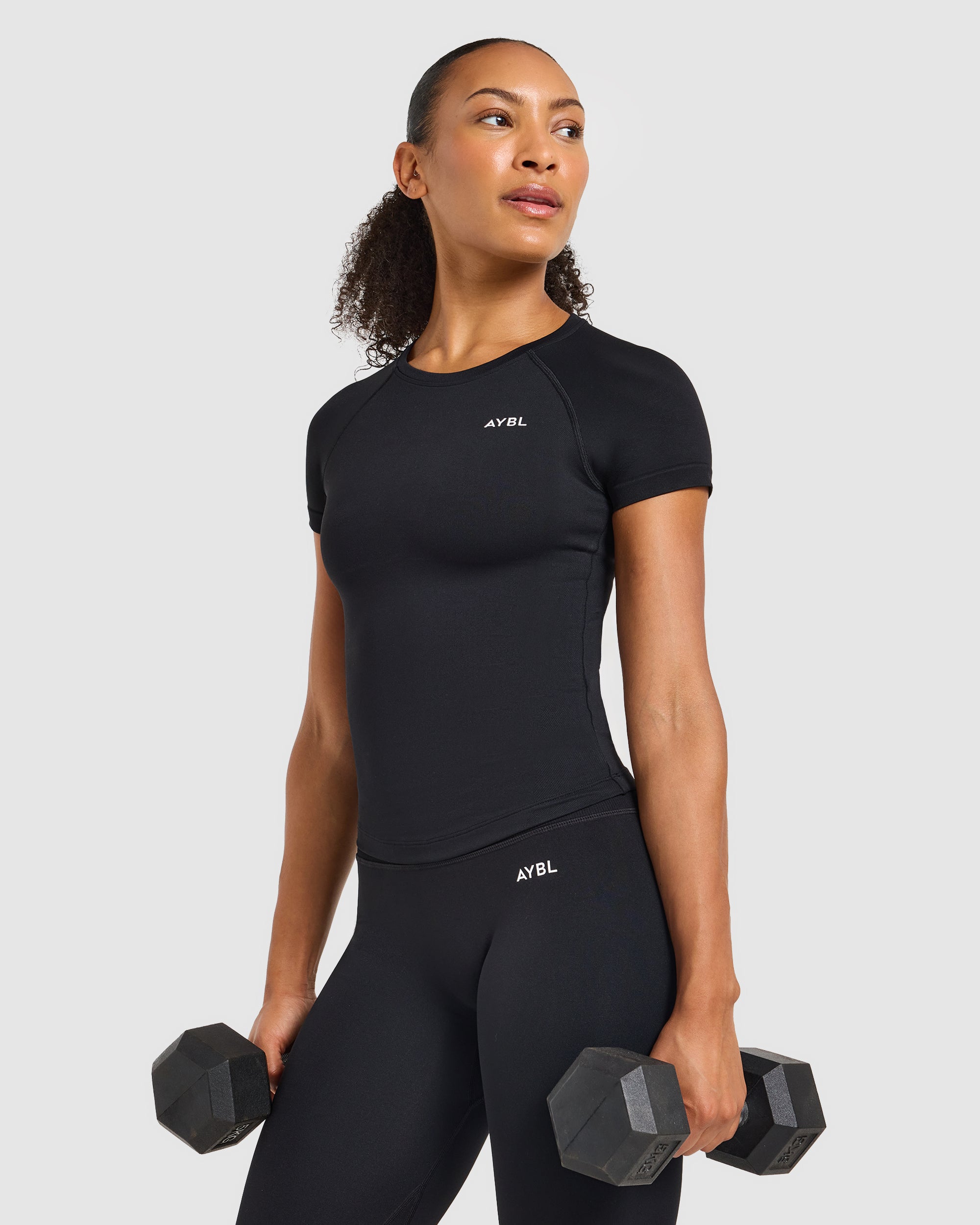 Enhance Seamless Short Sleeve Top - Noir