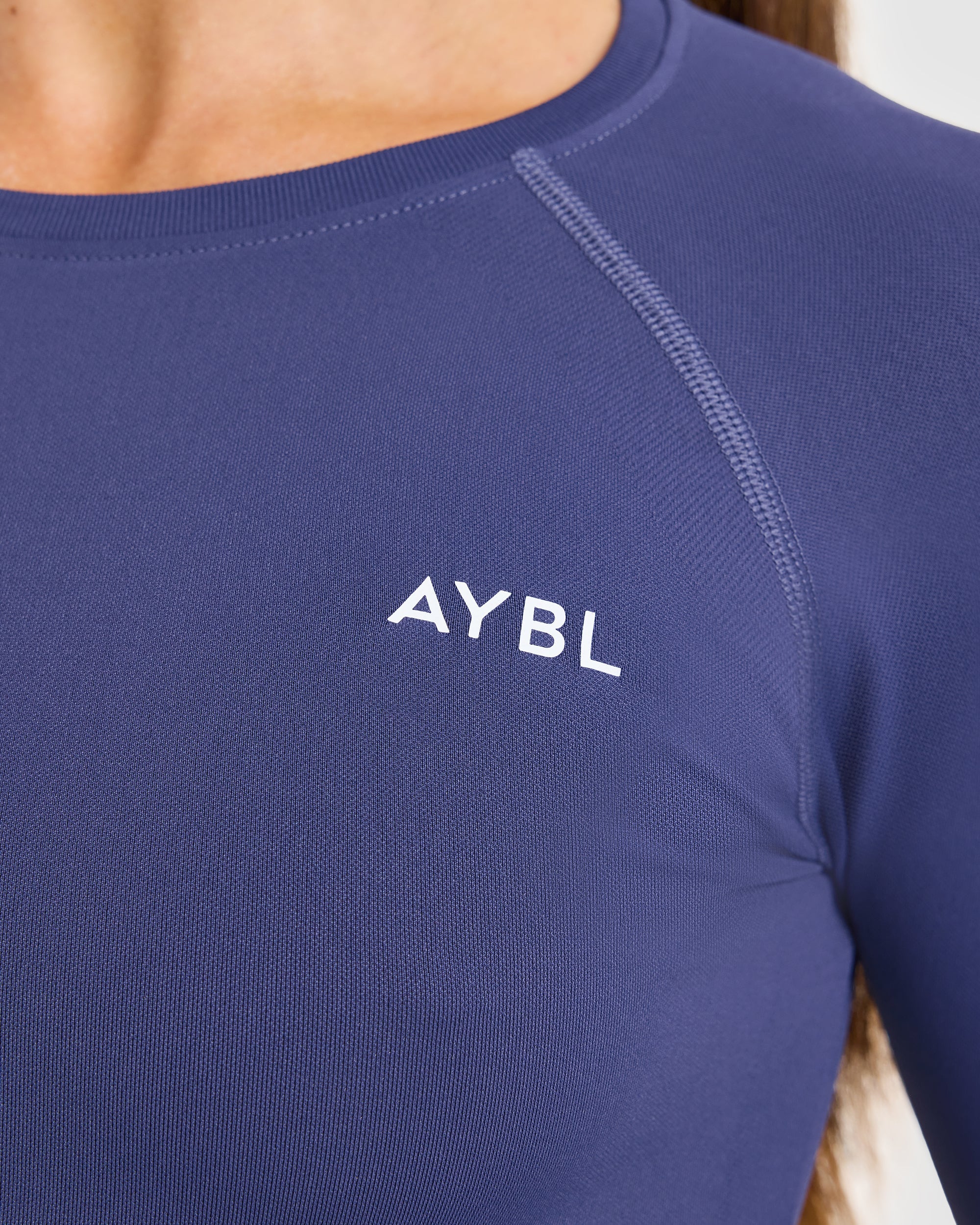 Enhance Seamless Long Sleeve Top - Storm Bleu