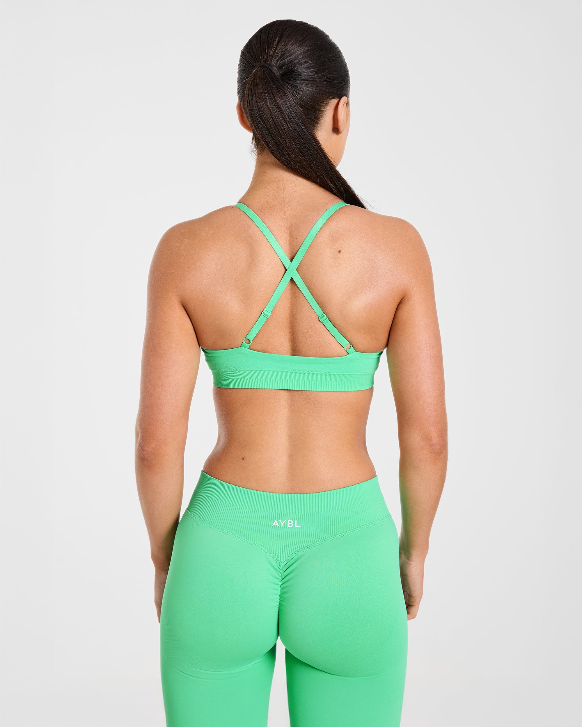 Enhance Seamless Sports Bra - Mint Vert