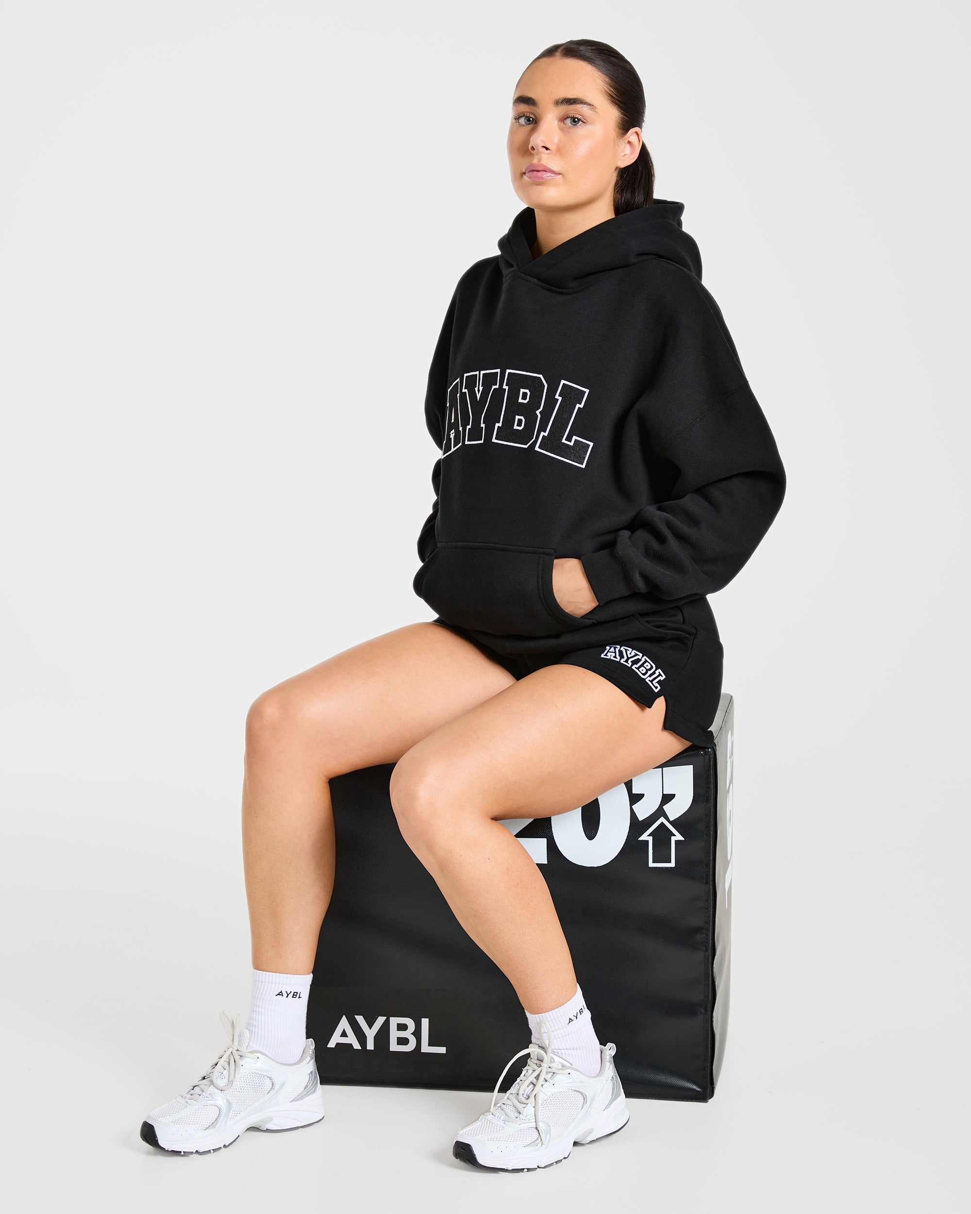 Varsity 2.0 Oversized Shorts - Noir