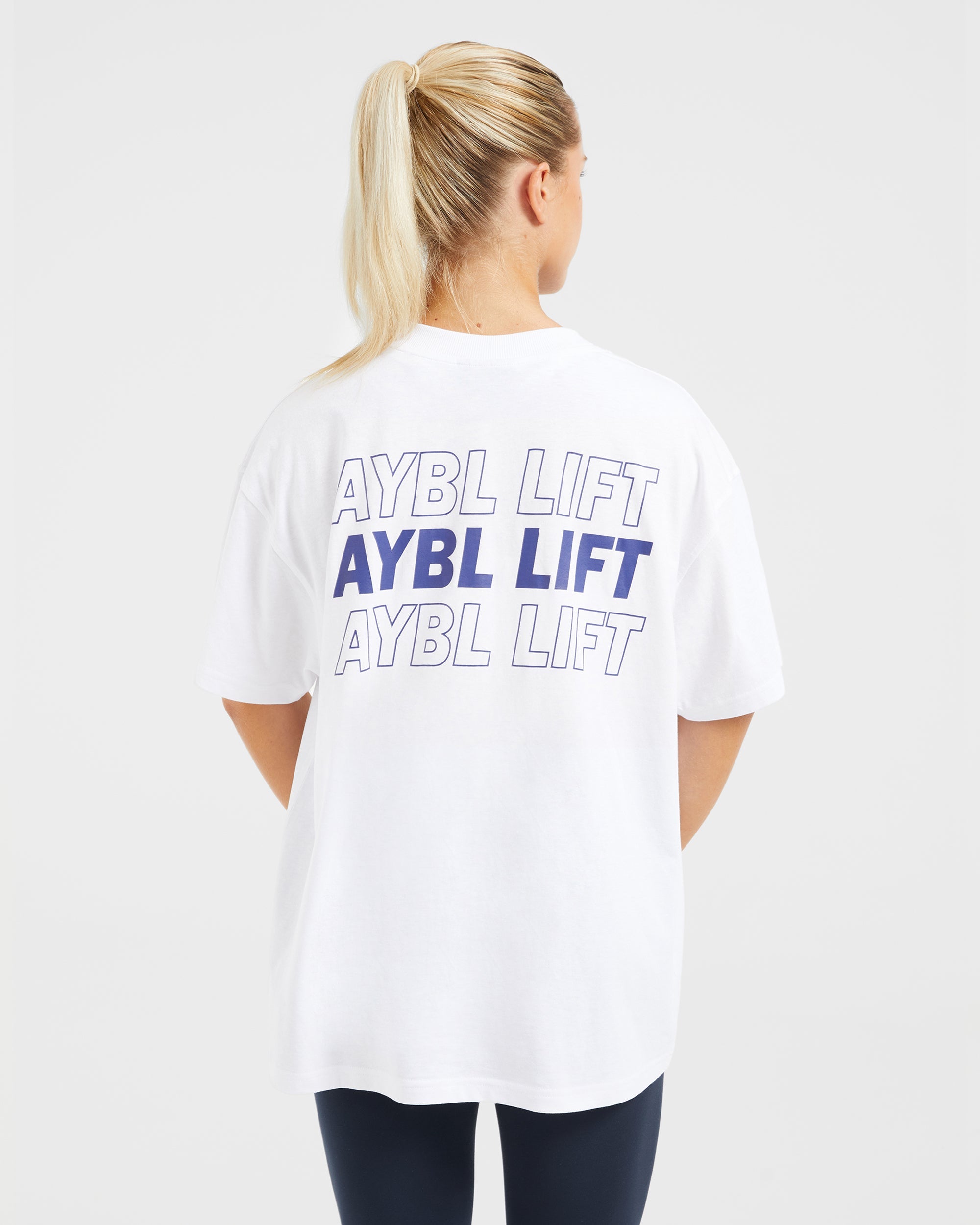 AYBL Lift Italic Oversized T Shirt - Blanc/Navy