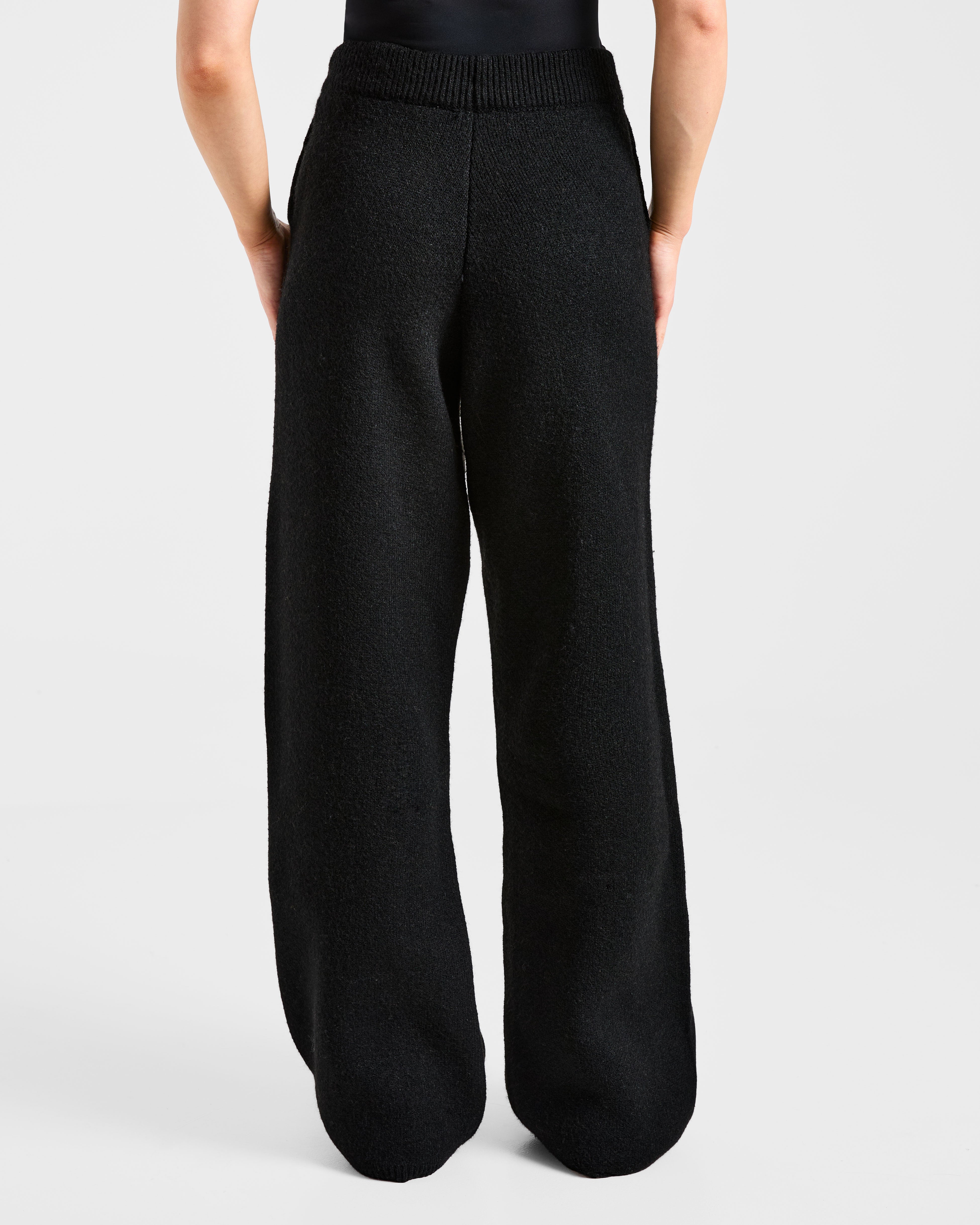 Soft Oversized Knitted Straight Leg Joggers - Noir