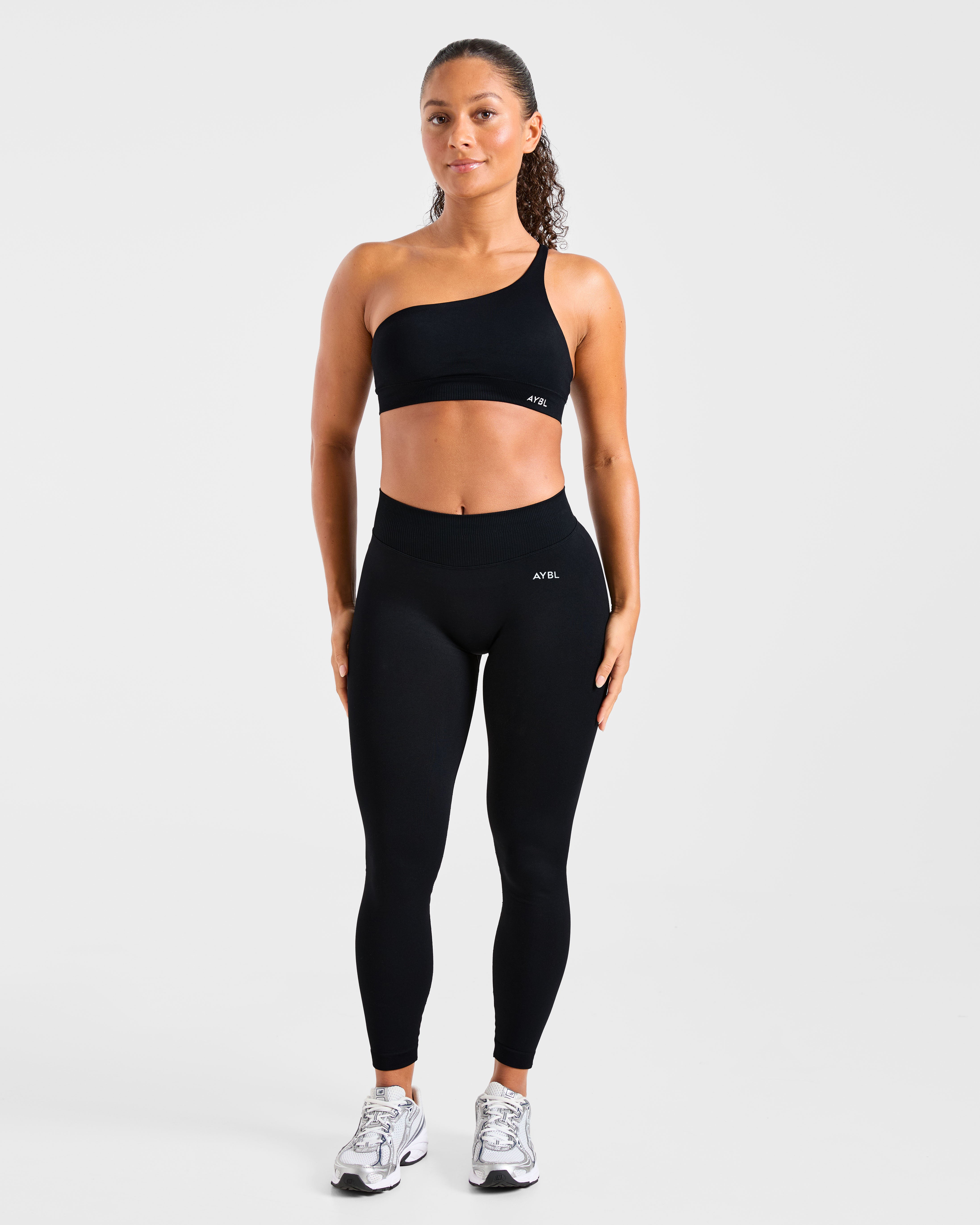 Enhance Seamless One Shoulder Sports Bra - Noir