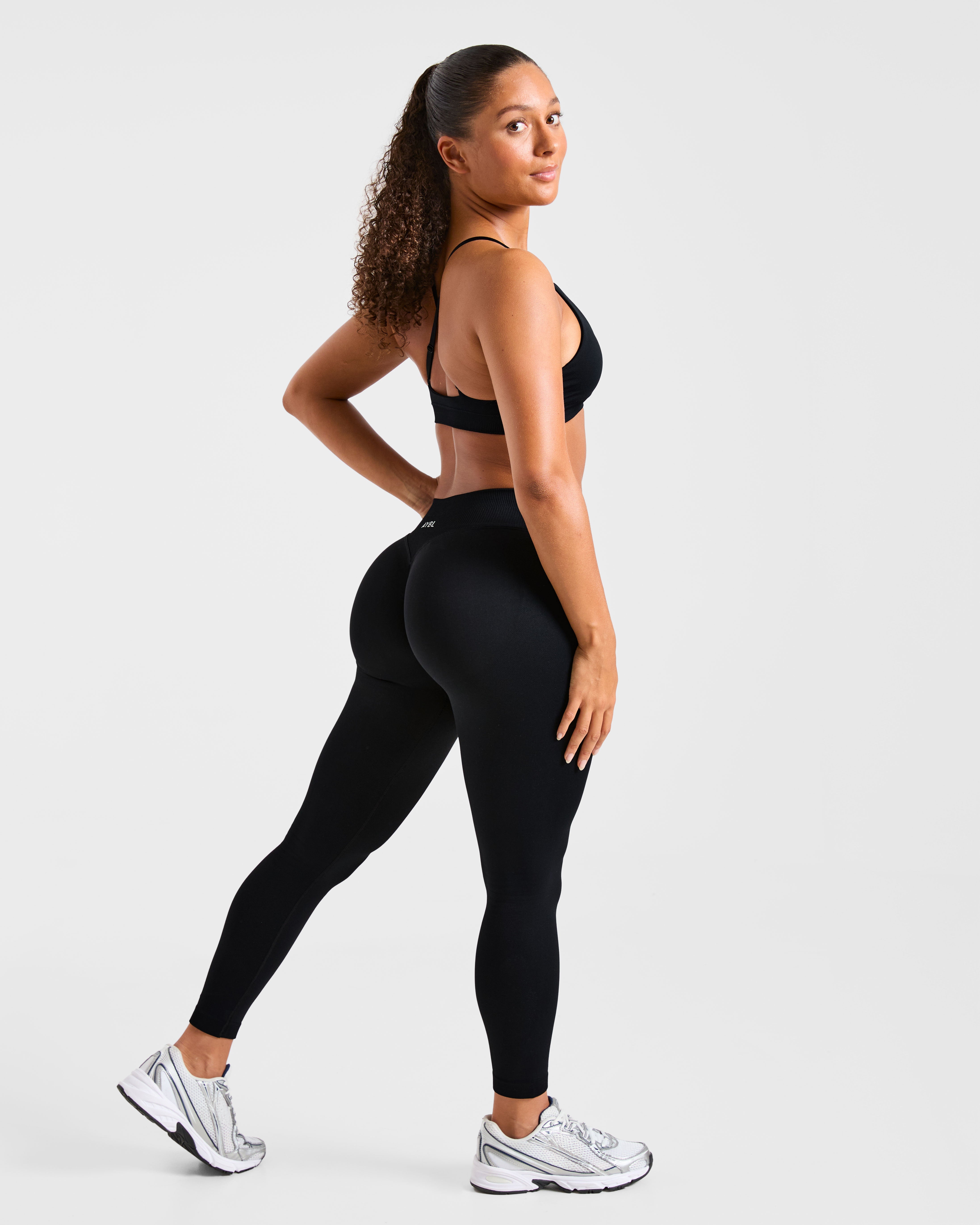 Enhance Seamless Sports Bra - Noir