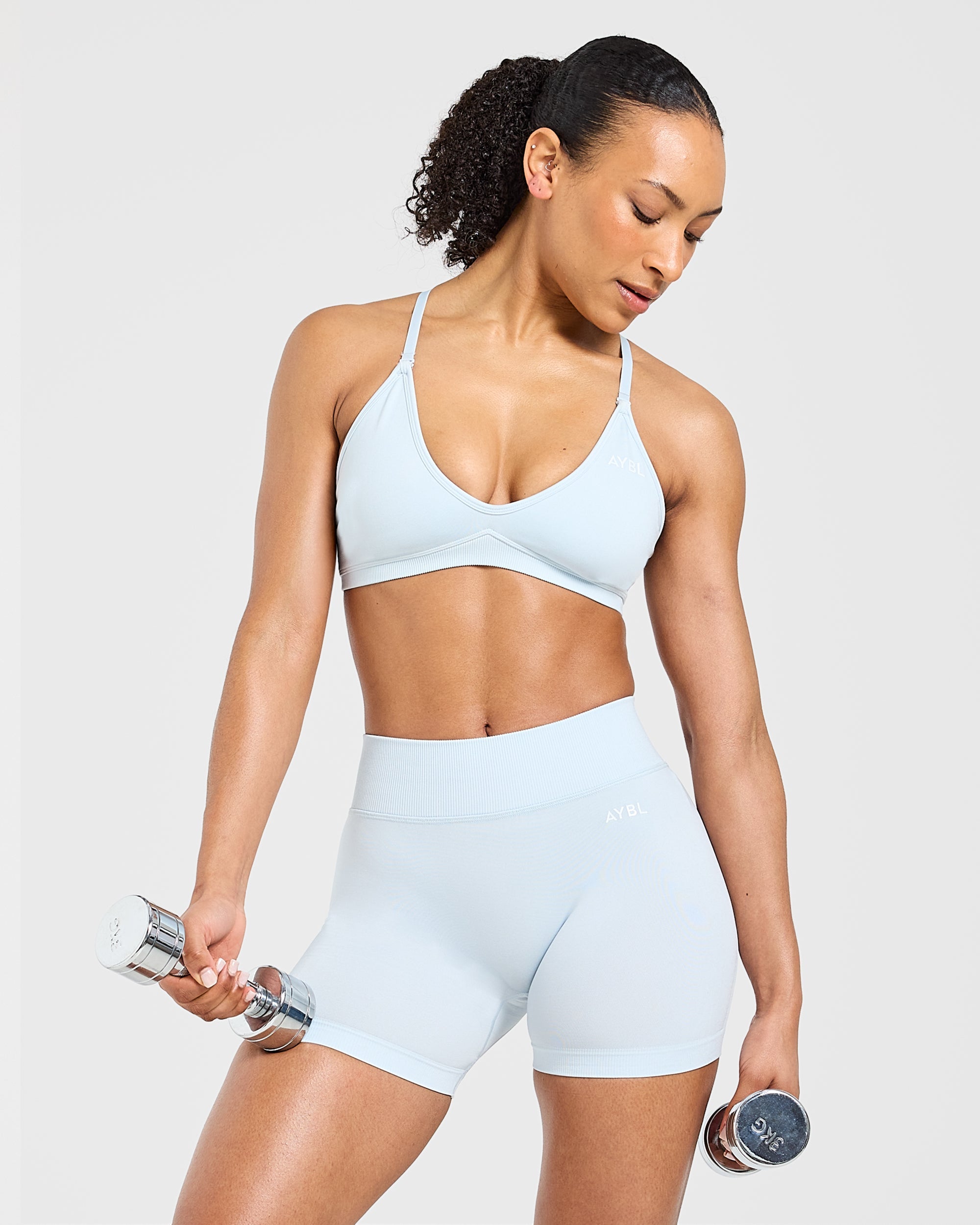 Adapt Seamless Strappy Sports Bra - Iced Bleu