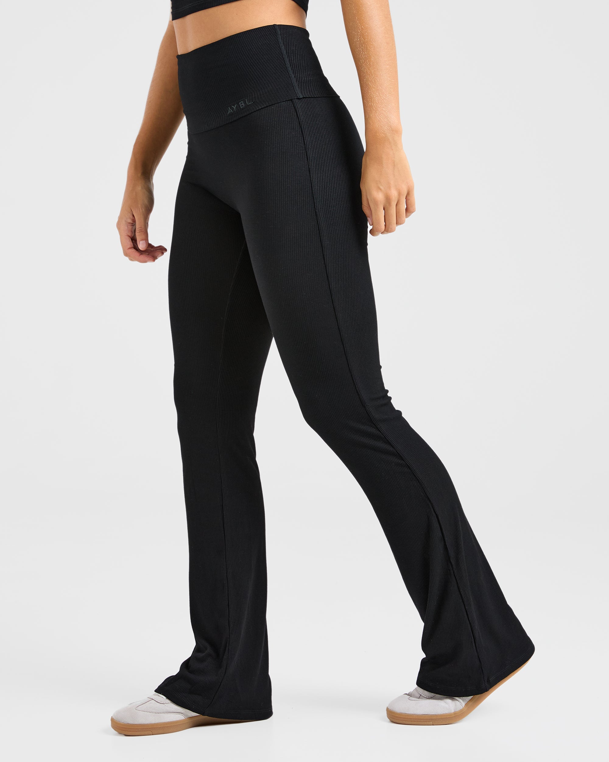 Lounge Ribbed Foldover Flared Leggings - Noir