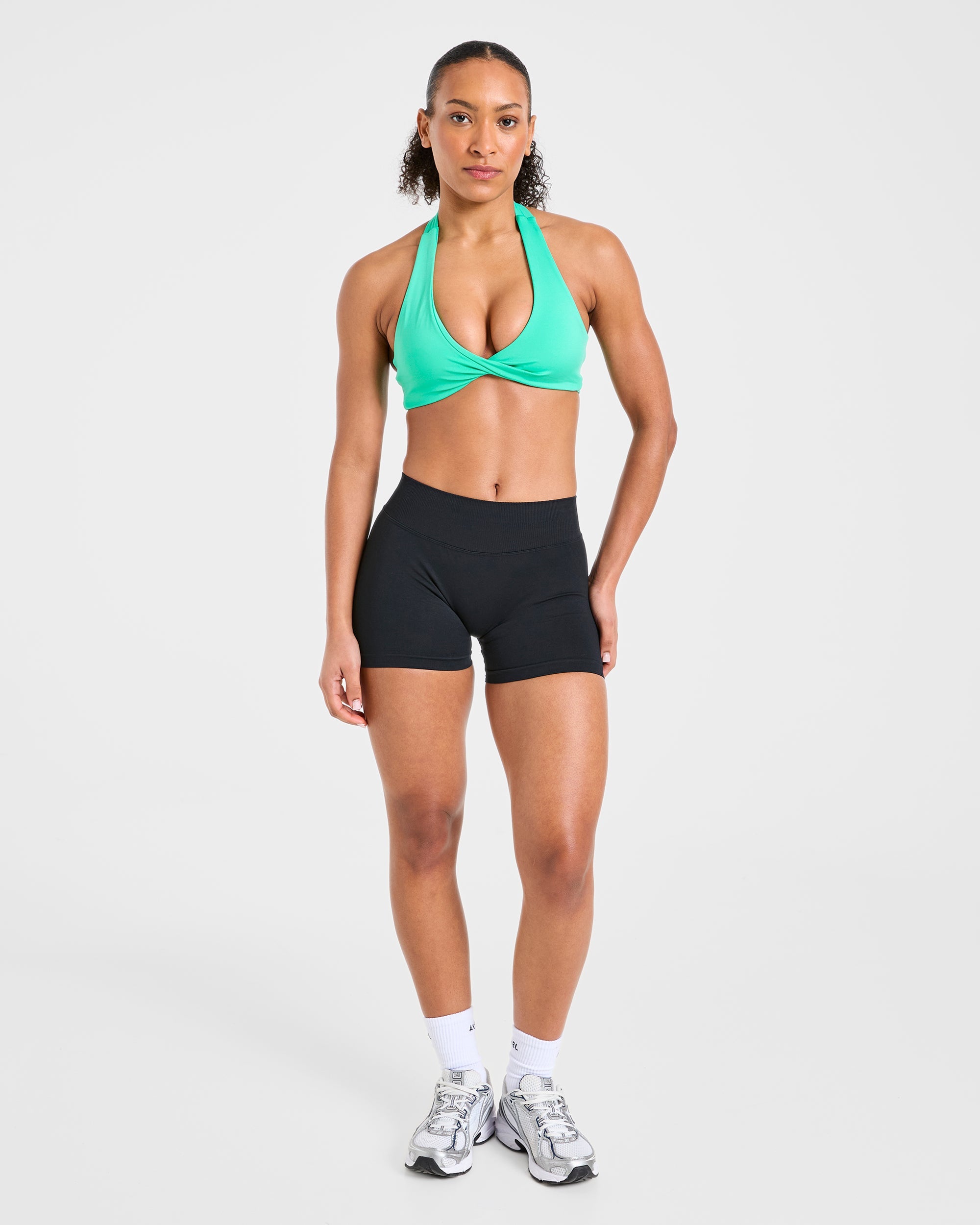 Essential Halterneck Sports Bra - Mint Vert