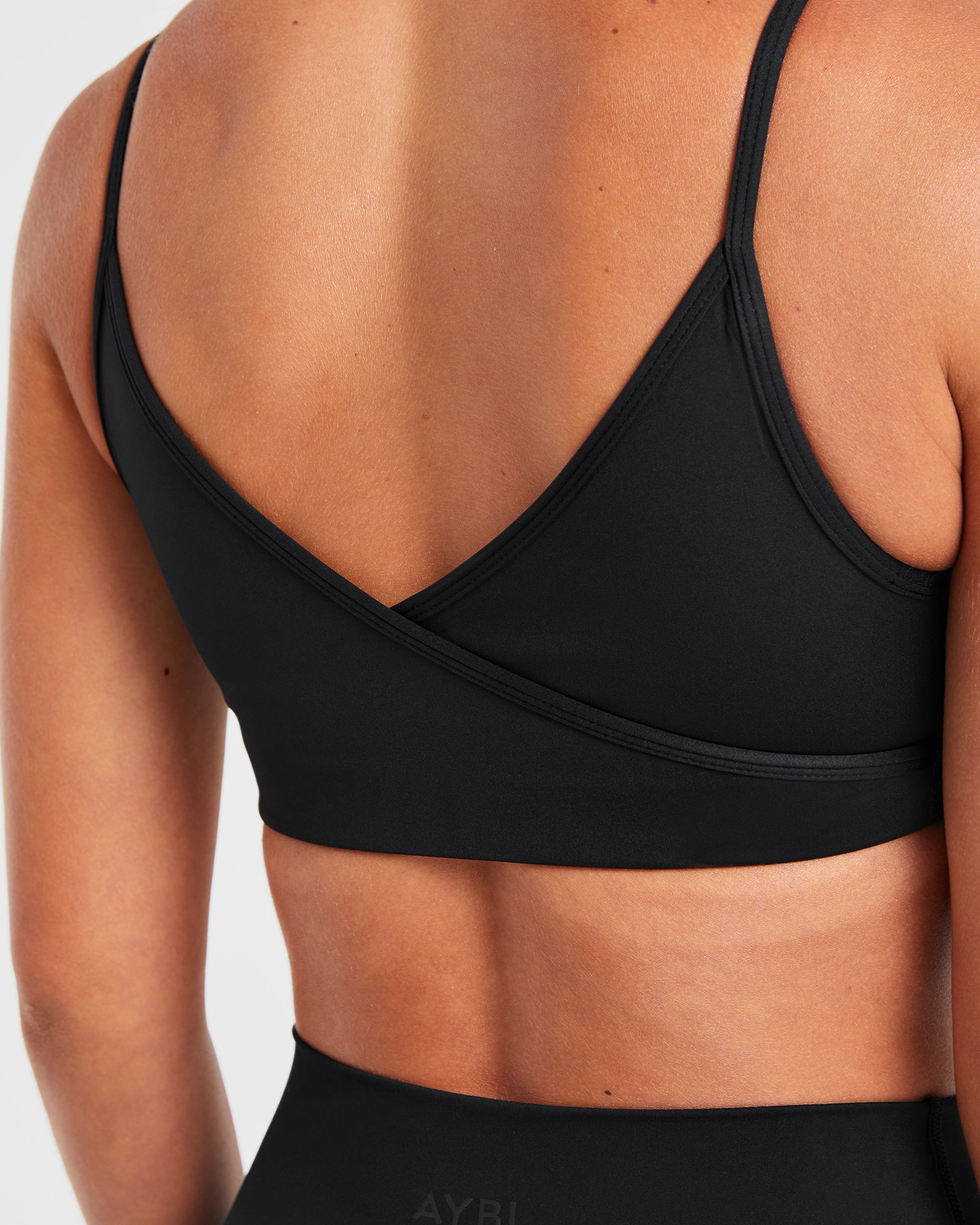 Sculpt Wrap Sports Bra - Noir