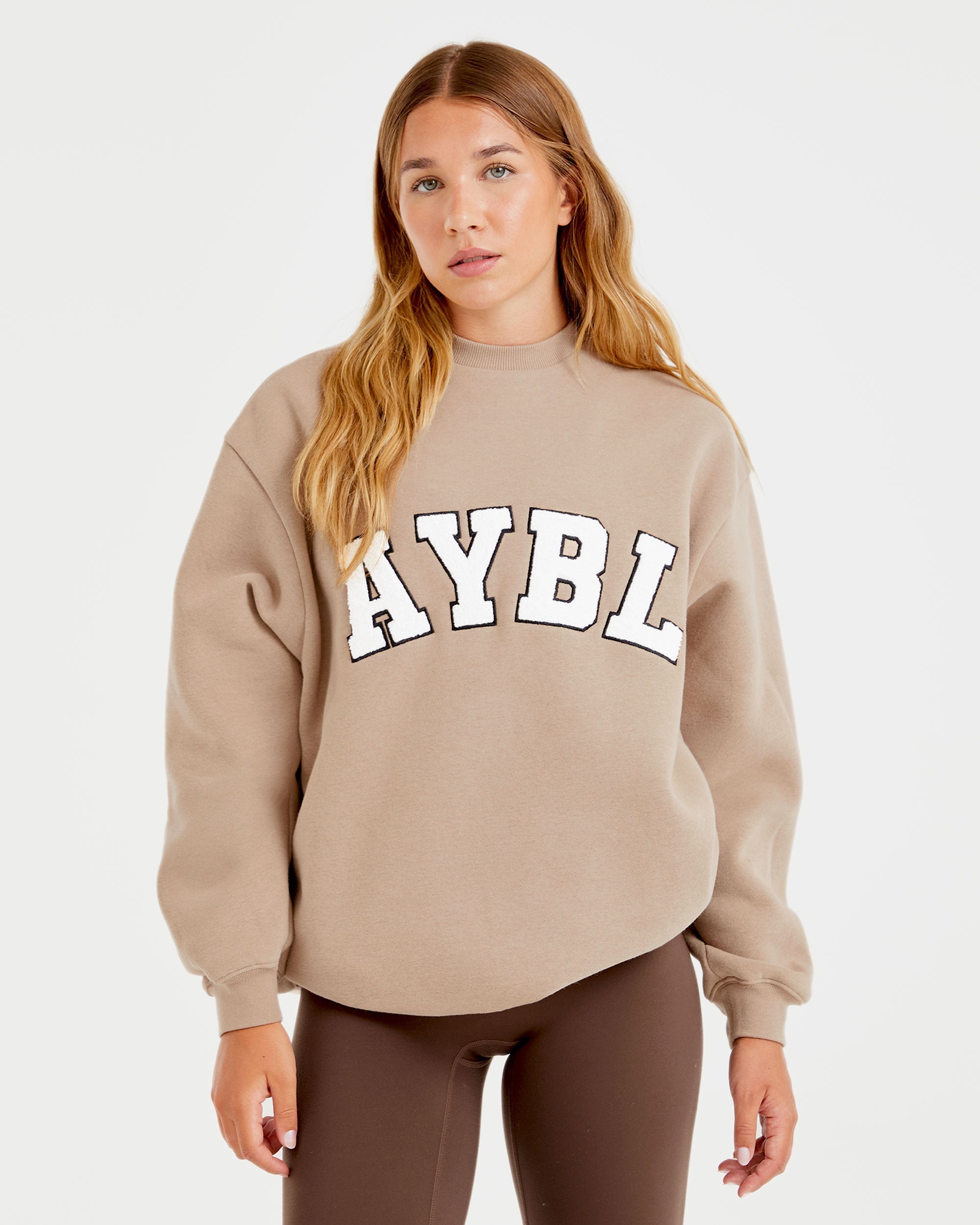 Varsity Oversized Sweatshirt - Latte Brun