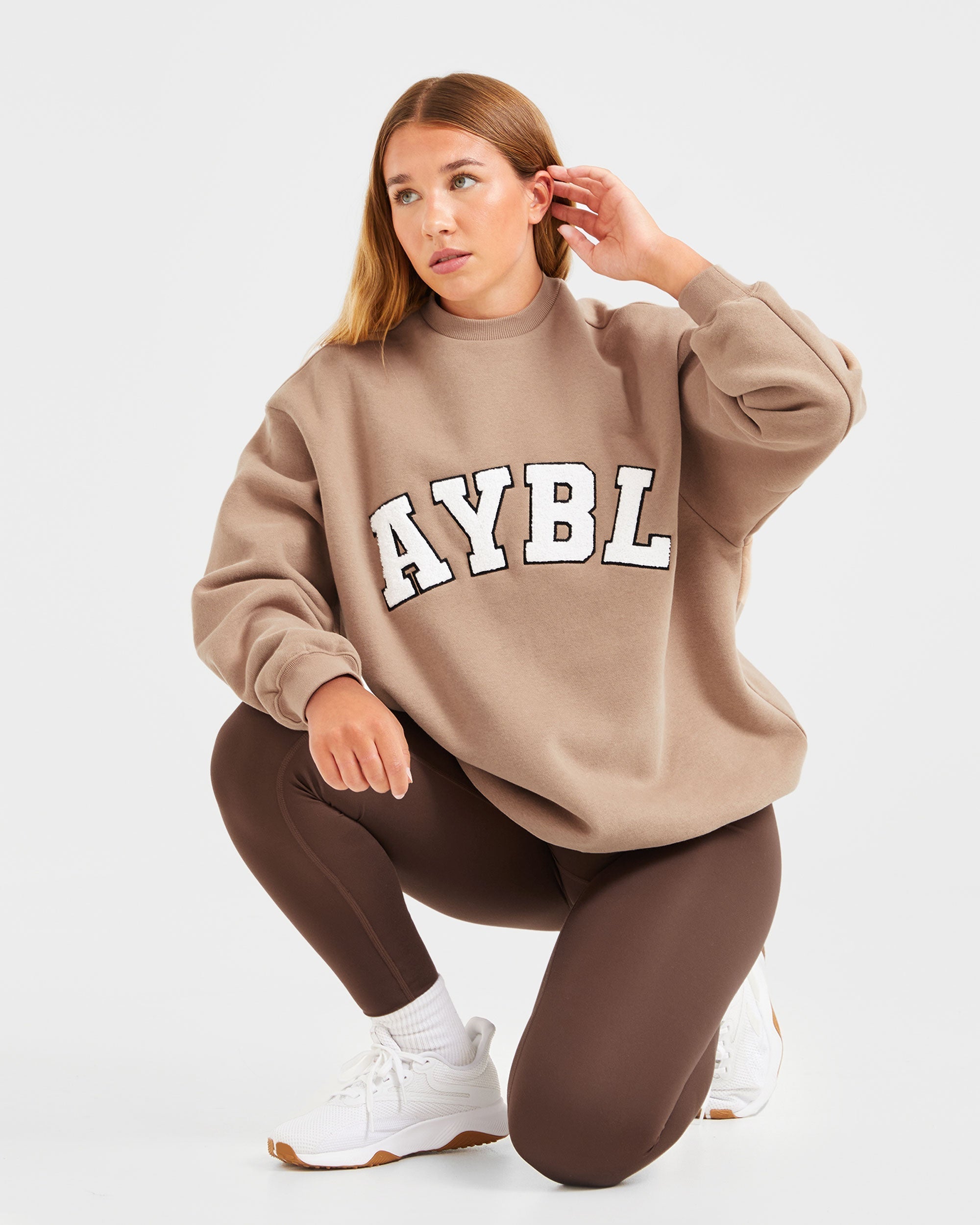 Varsity Oversized Sweatshirt - Latte Brun