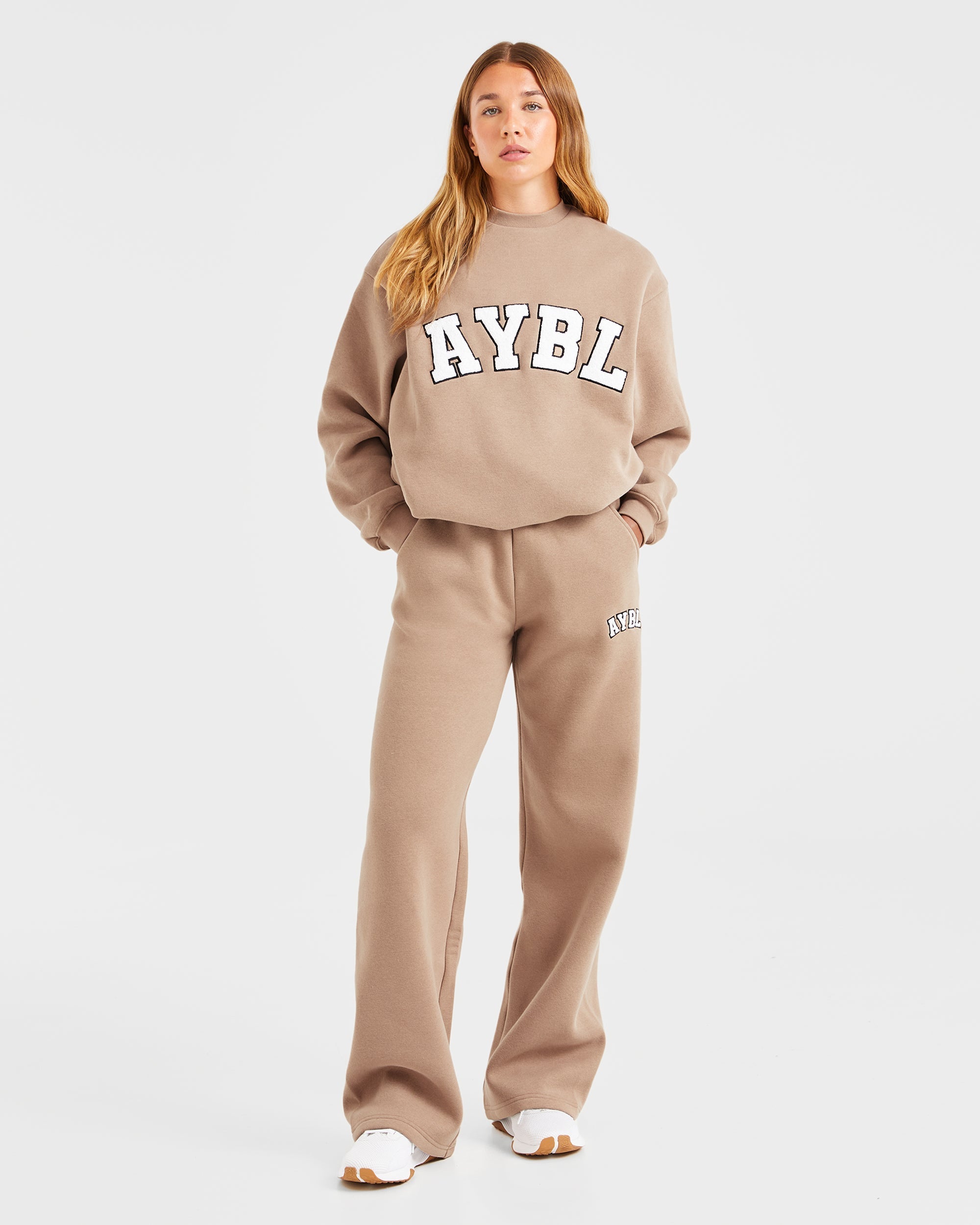 Varsity Oversized Straight Leg Joggers - Latte Brun