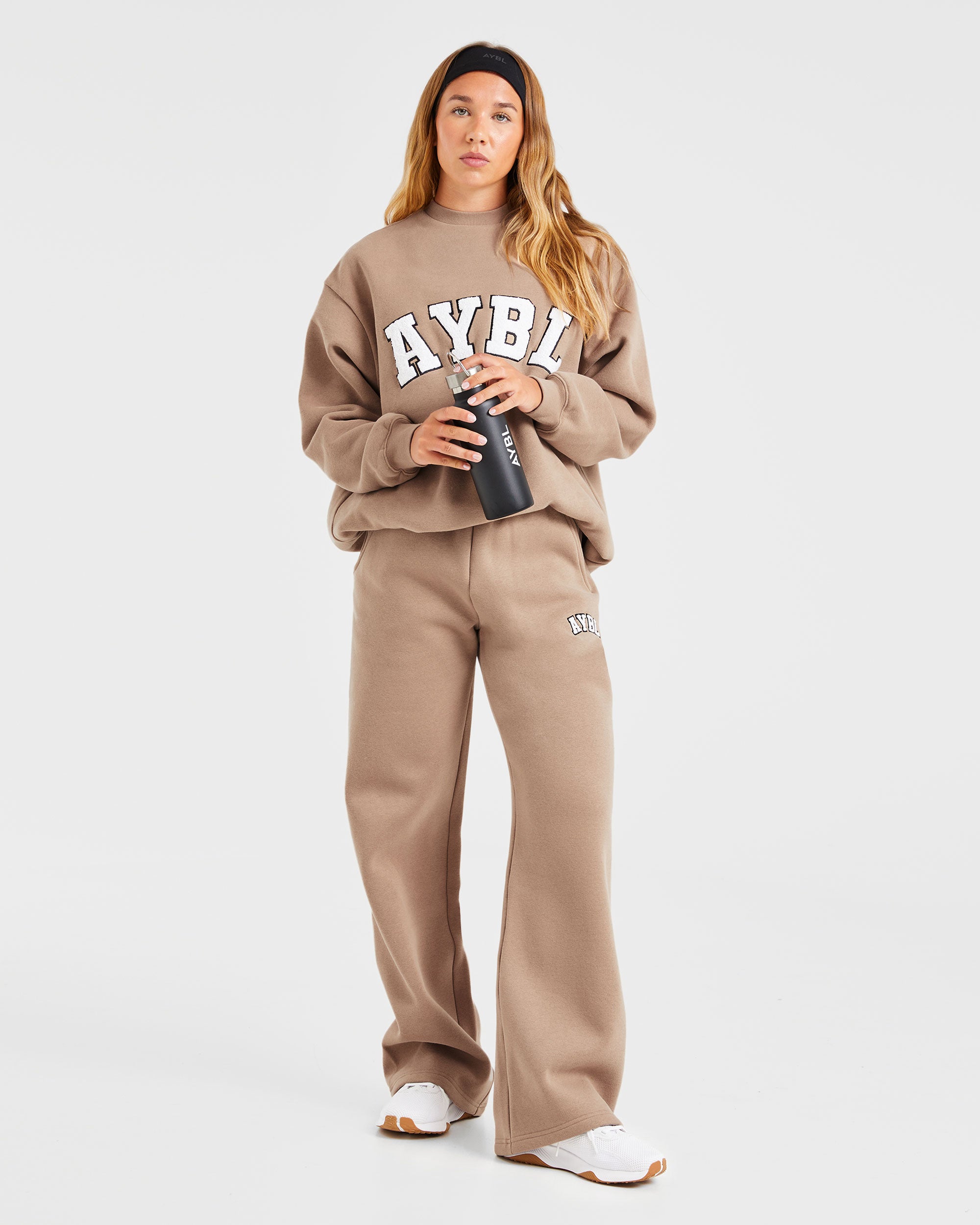 Varsity Oversized Straight Leg Joggers - Latte Brun