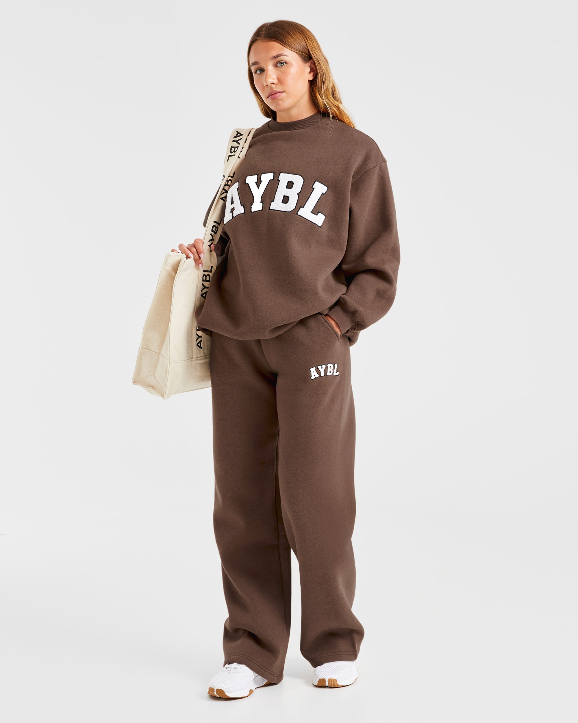 Varsity Oversized Straight Leg Joggers - Brun