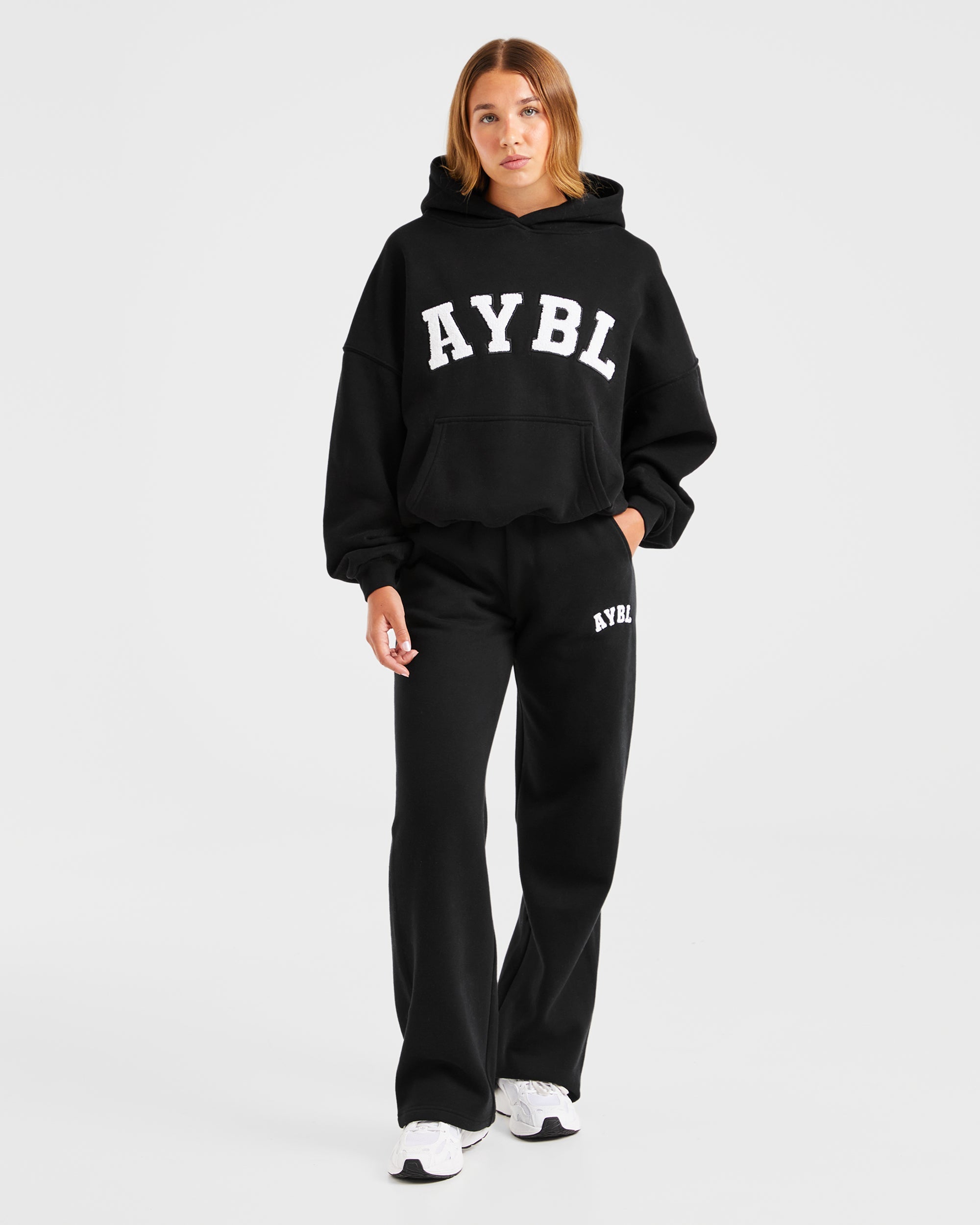 Varsity Oversized Straight Leg Joggers - Noir