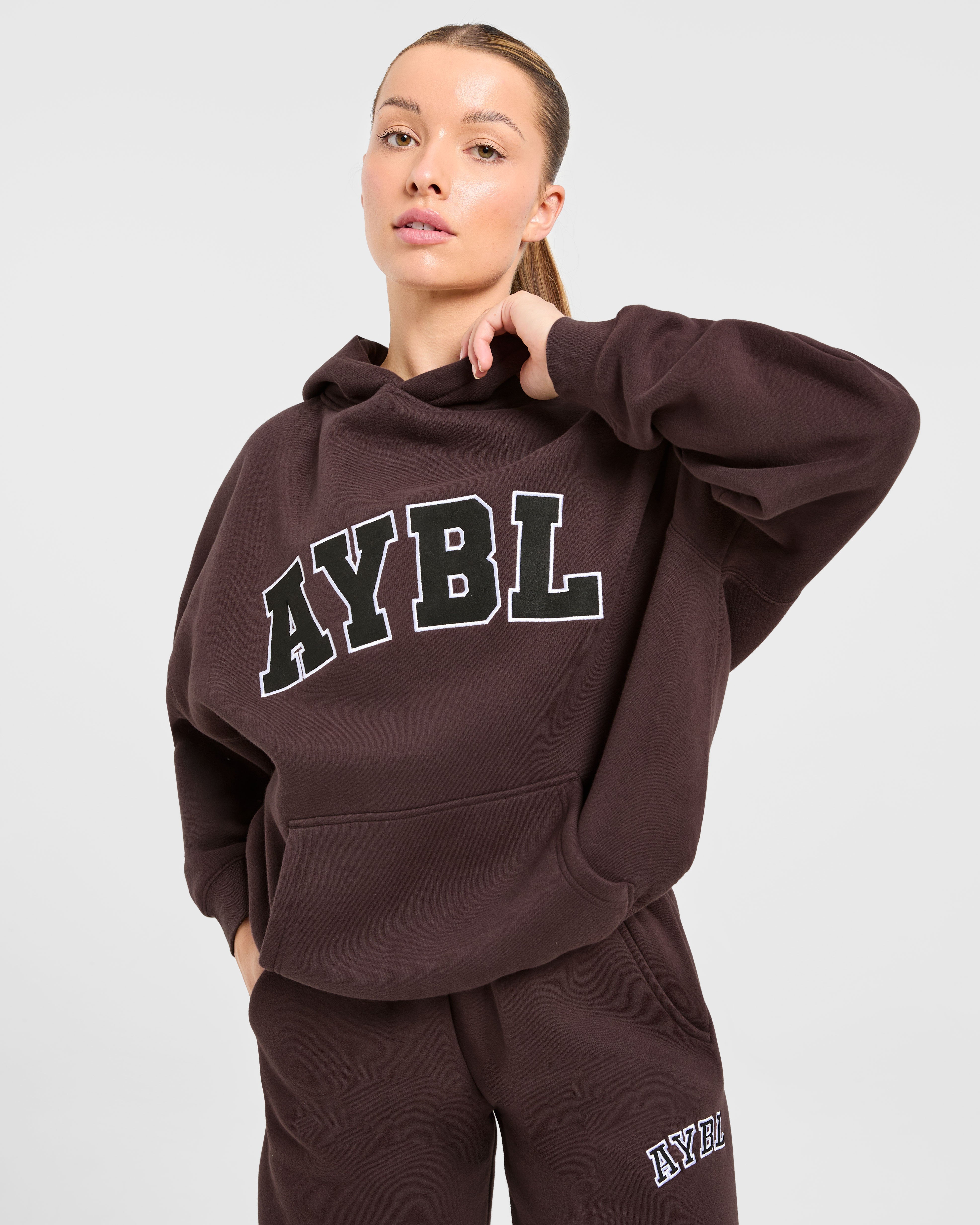 Varsity 2.0 Oversized Straight Leg Joggers - Cocoa Brun