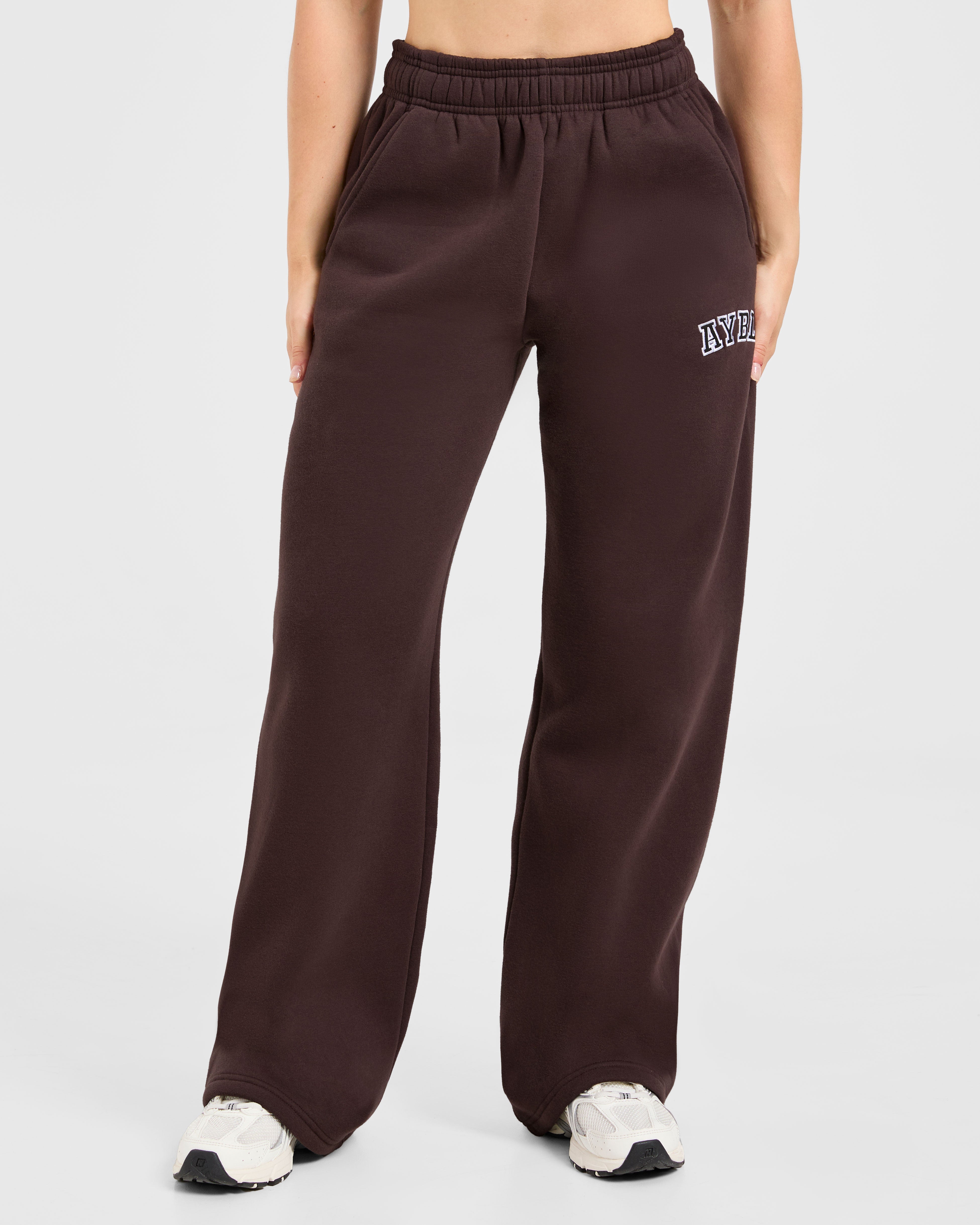 Varsity 2.0 Oversized Straight Leg Joggers - Cocoa Brun