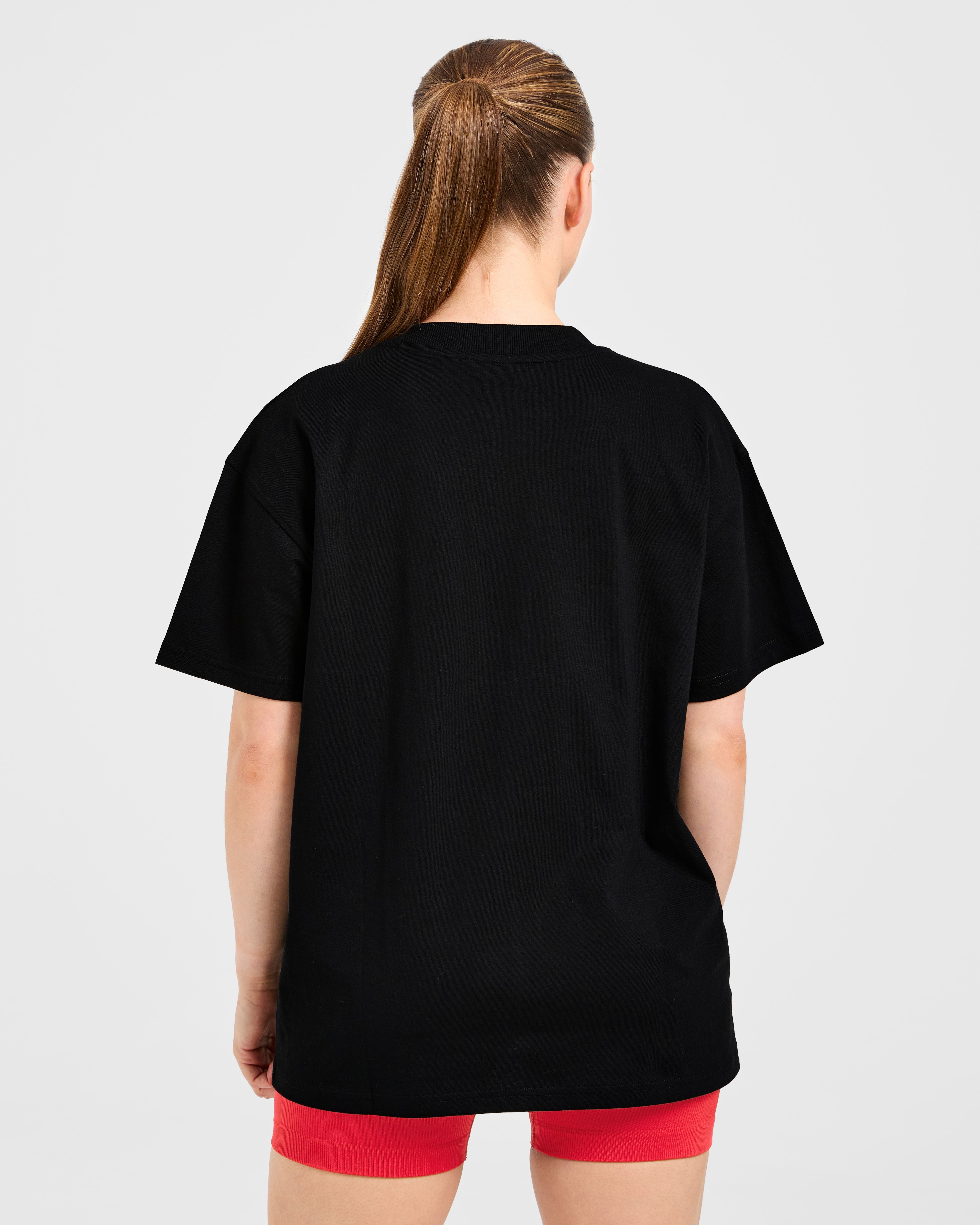 Sports Club Gothic Oversized T Shirt - Noir/Rouge