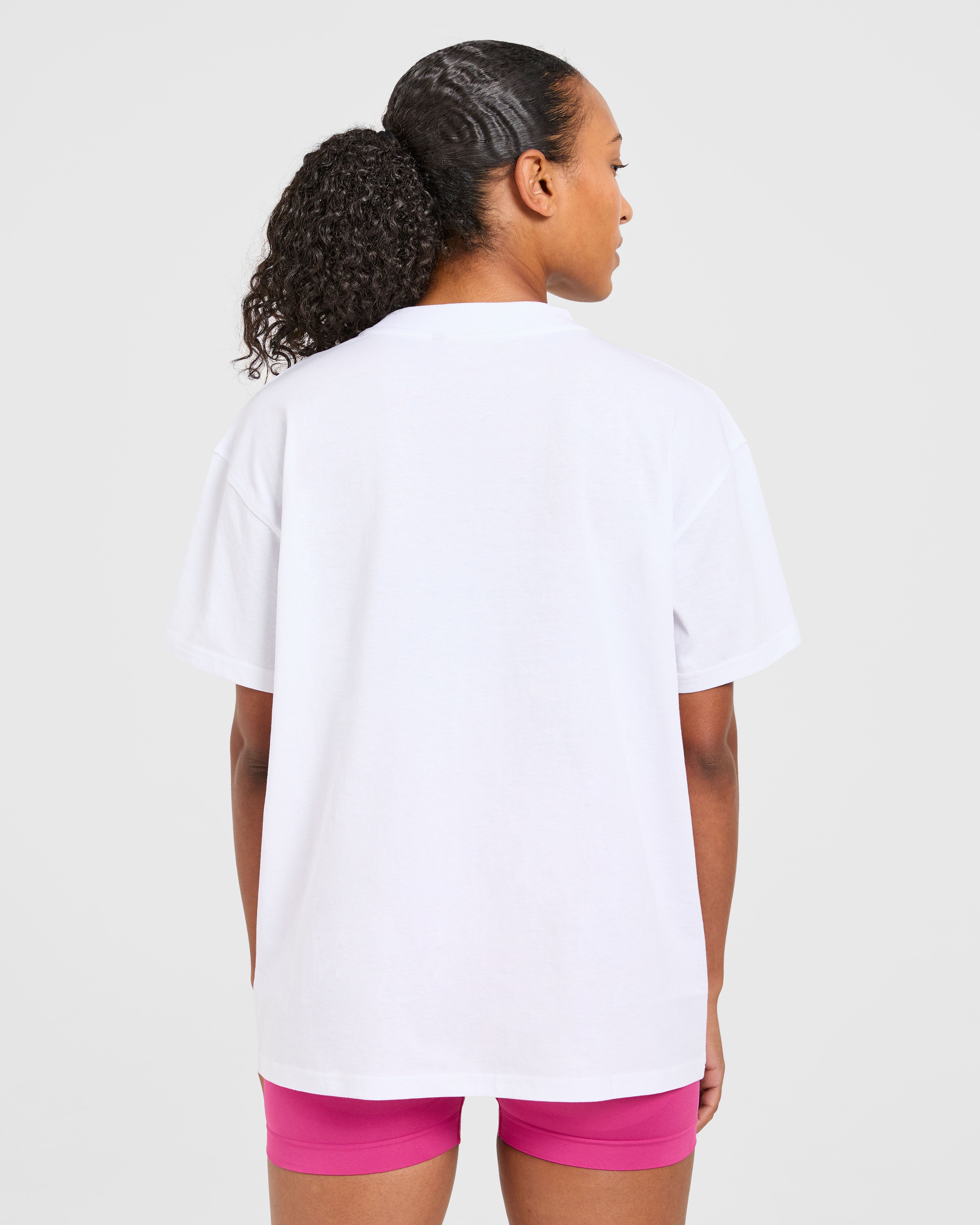 Sports Club Gothic Oversized T Shirt - Blanc/Rose