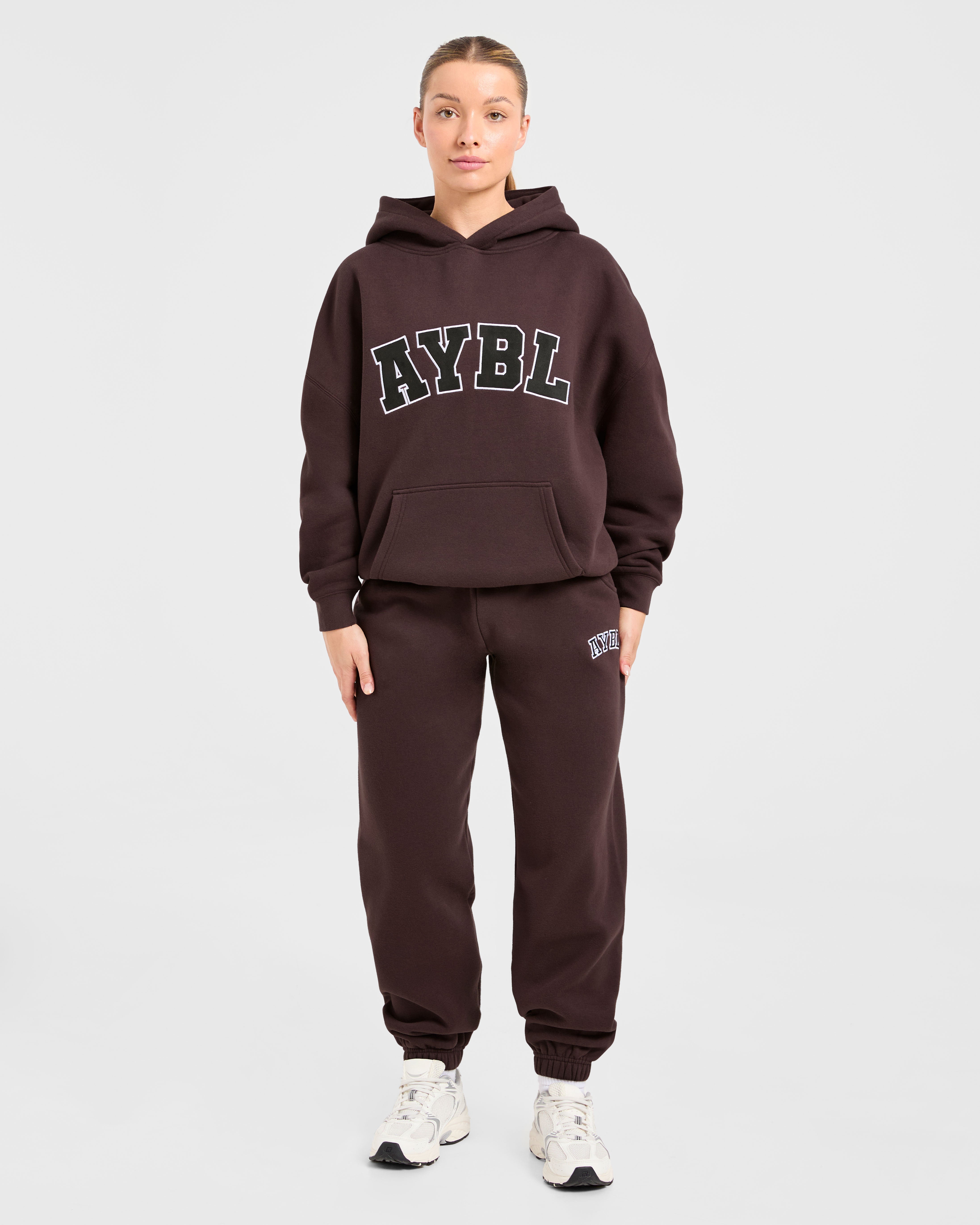 Varsity 2.0 Oversized Joggers - Cocoa Brun