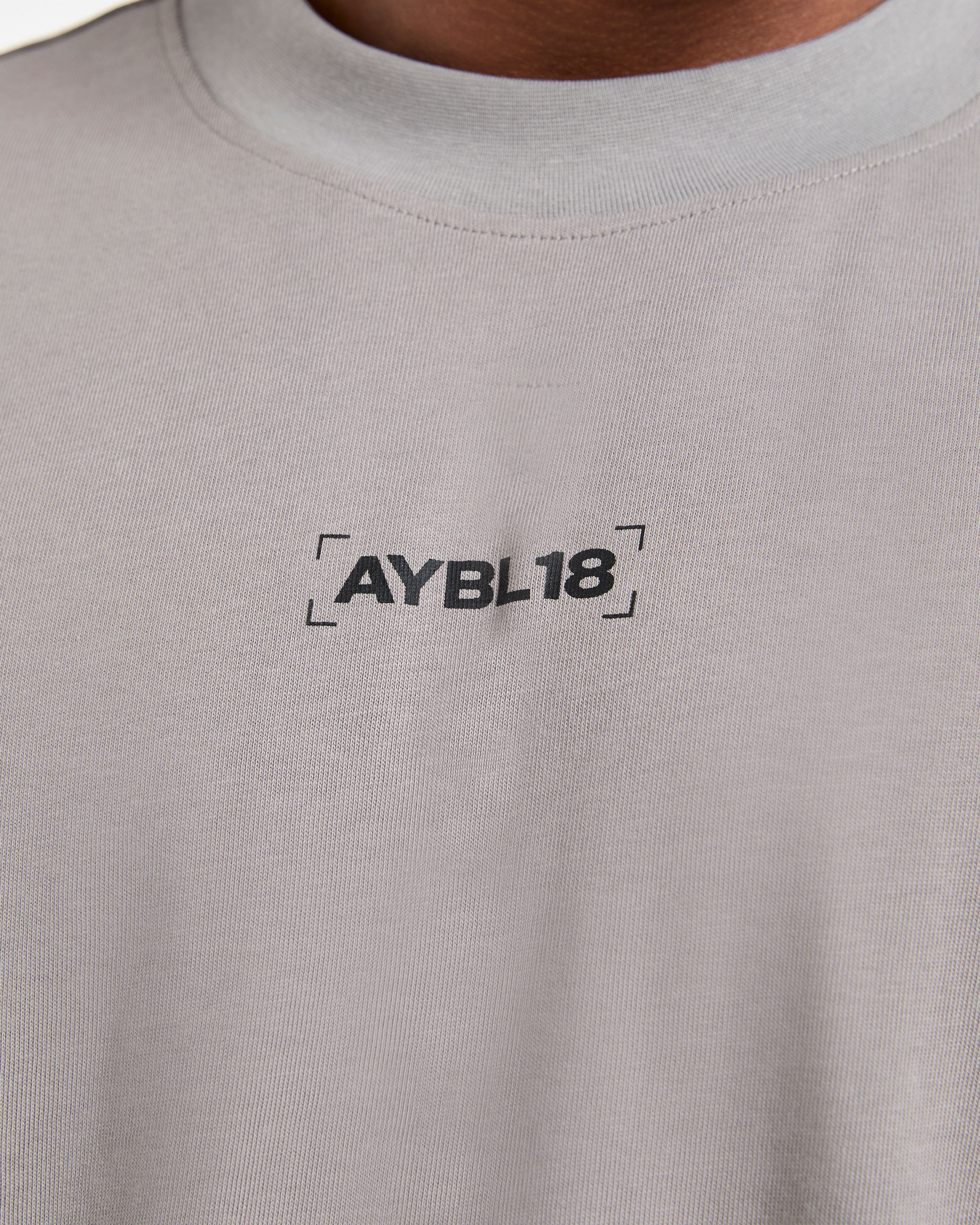 Power Club Oversized T Shirt - Gris