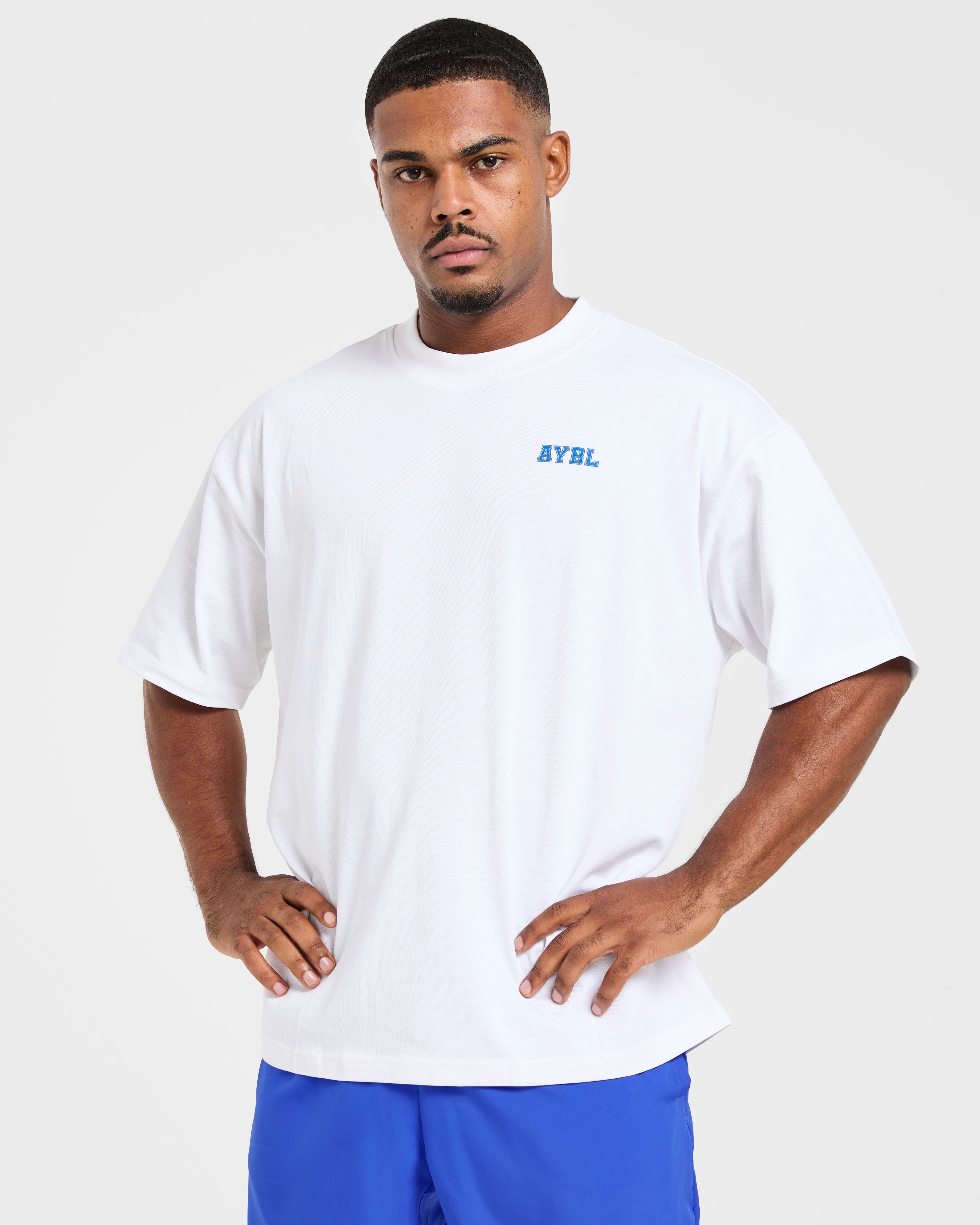 Power In Motion Oversized T Shirt - Blanc
