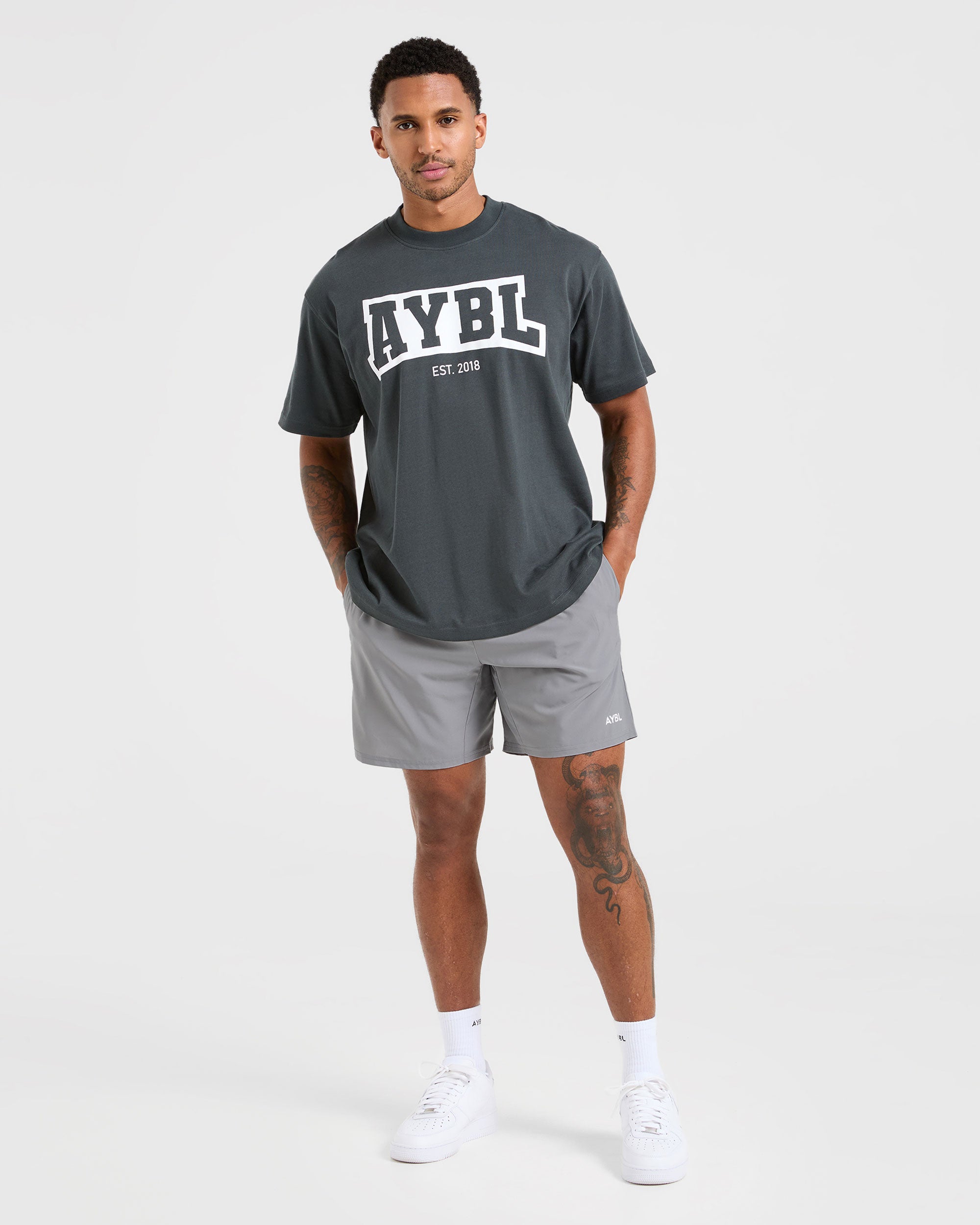 Core 7" Shorts - Gris