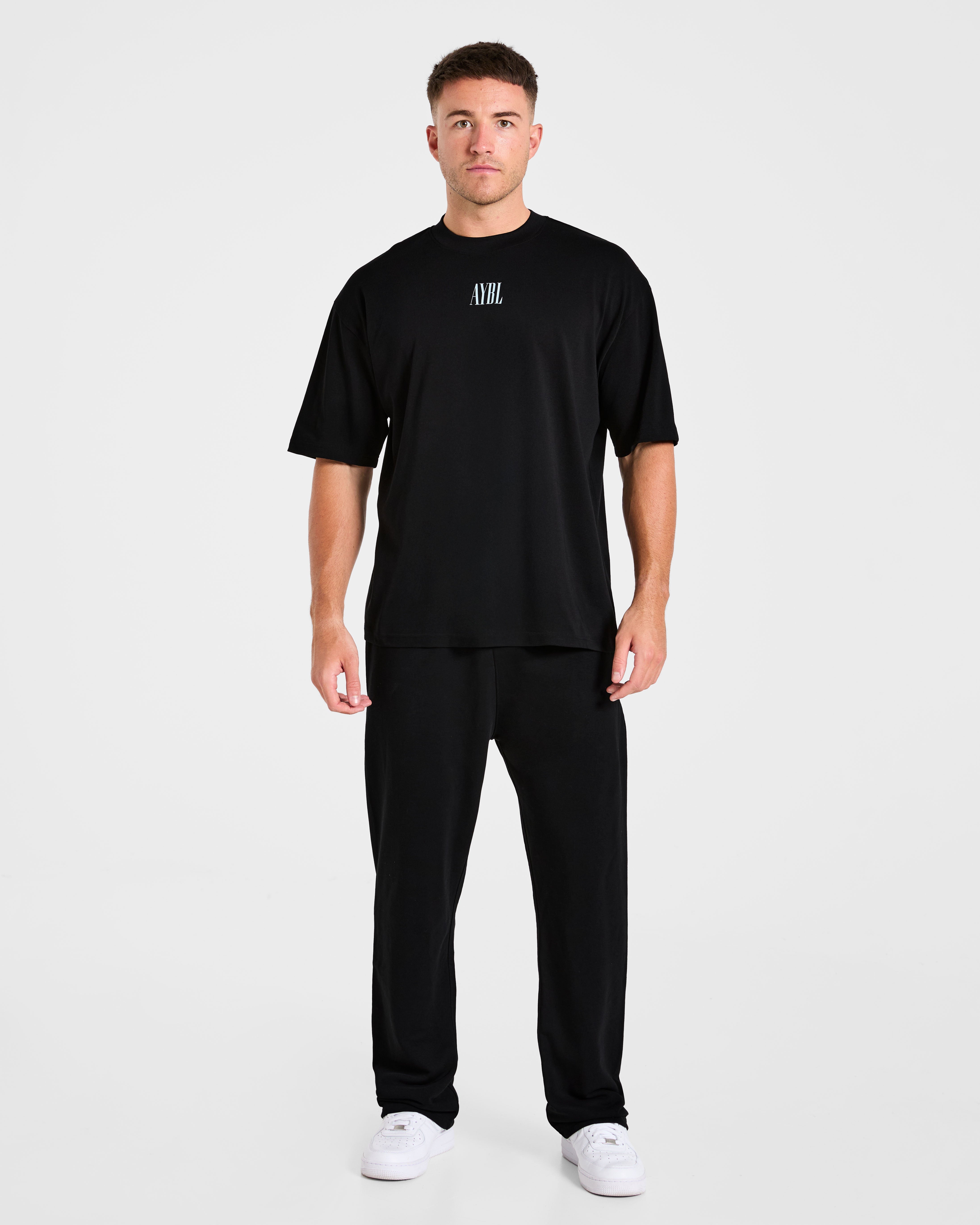 Strength Of Titans Oversized T Shirt - Noir
