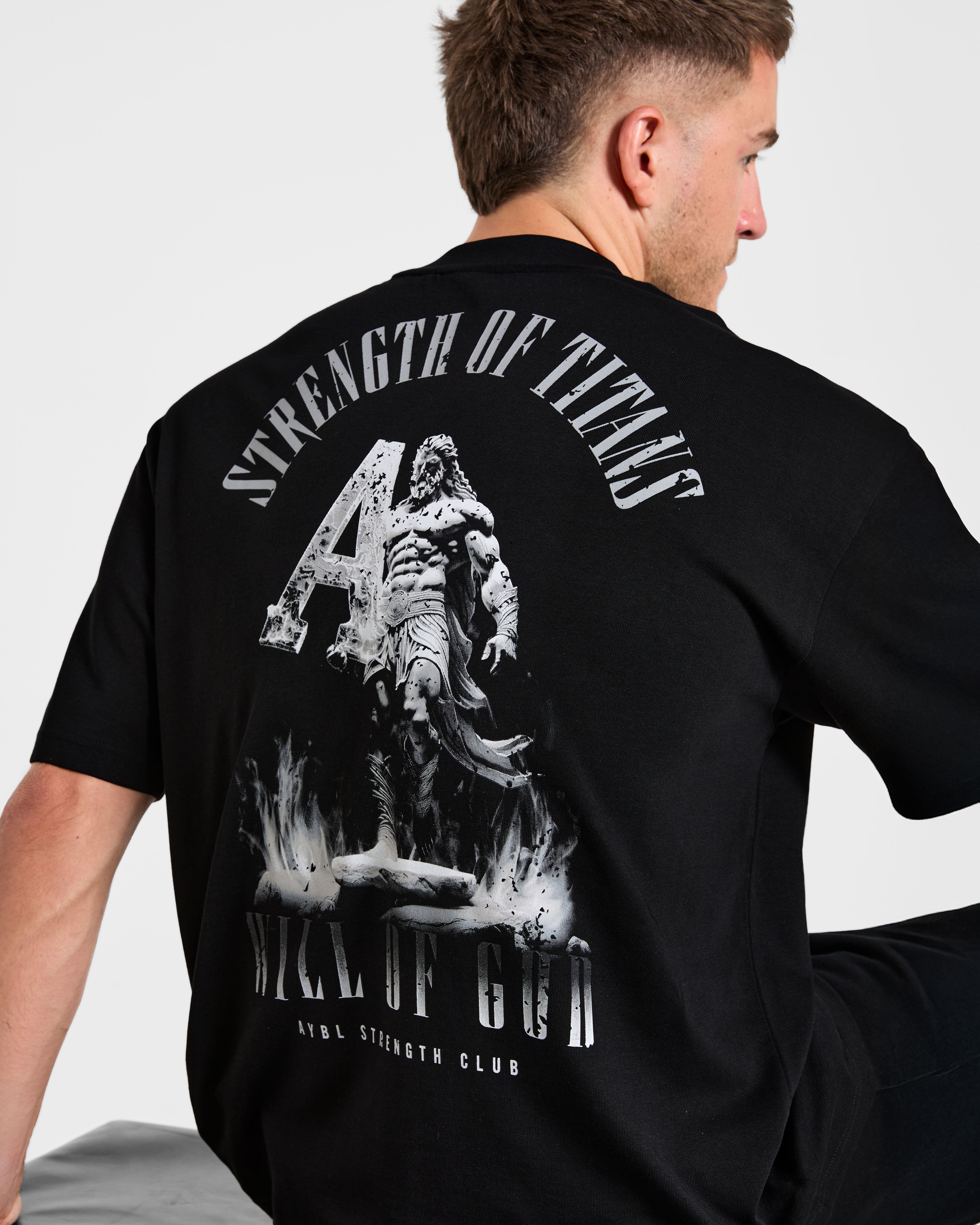 Strength Of Titans Oversized T Shirt - Noir