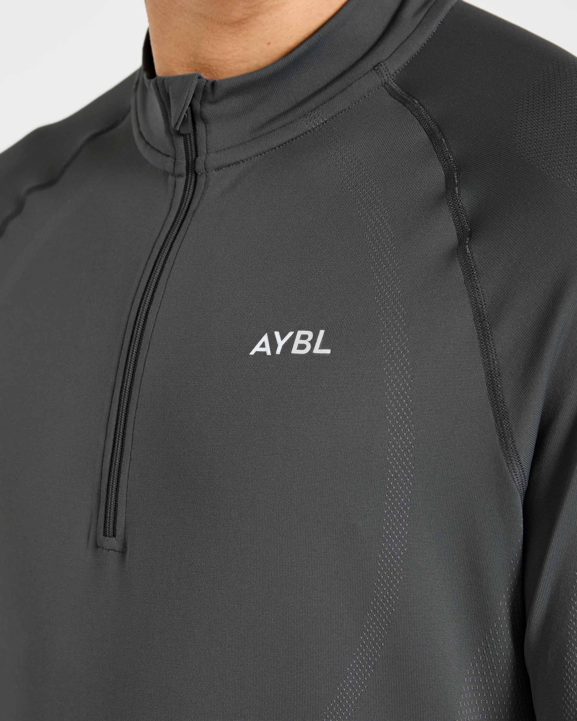 Attain Seamless 1/2 Zip Pullover - Storm Gris
