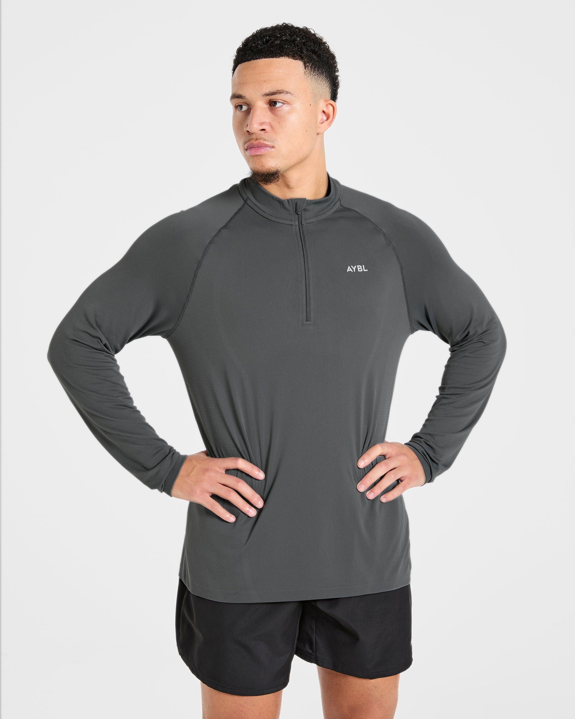 Attain Seamless 1/2 Zip Pullover - Storm Gris