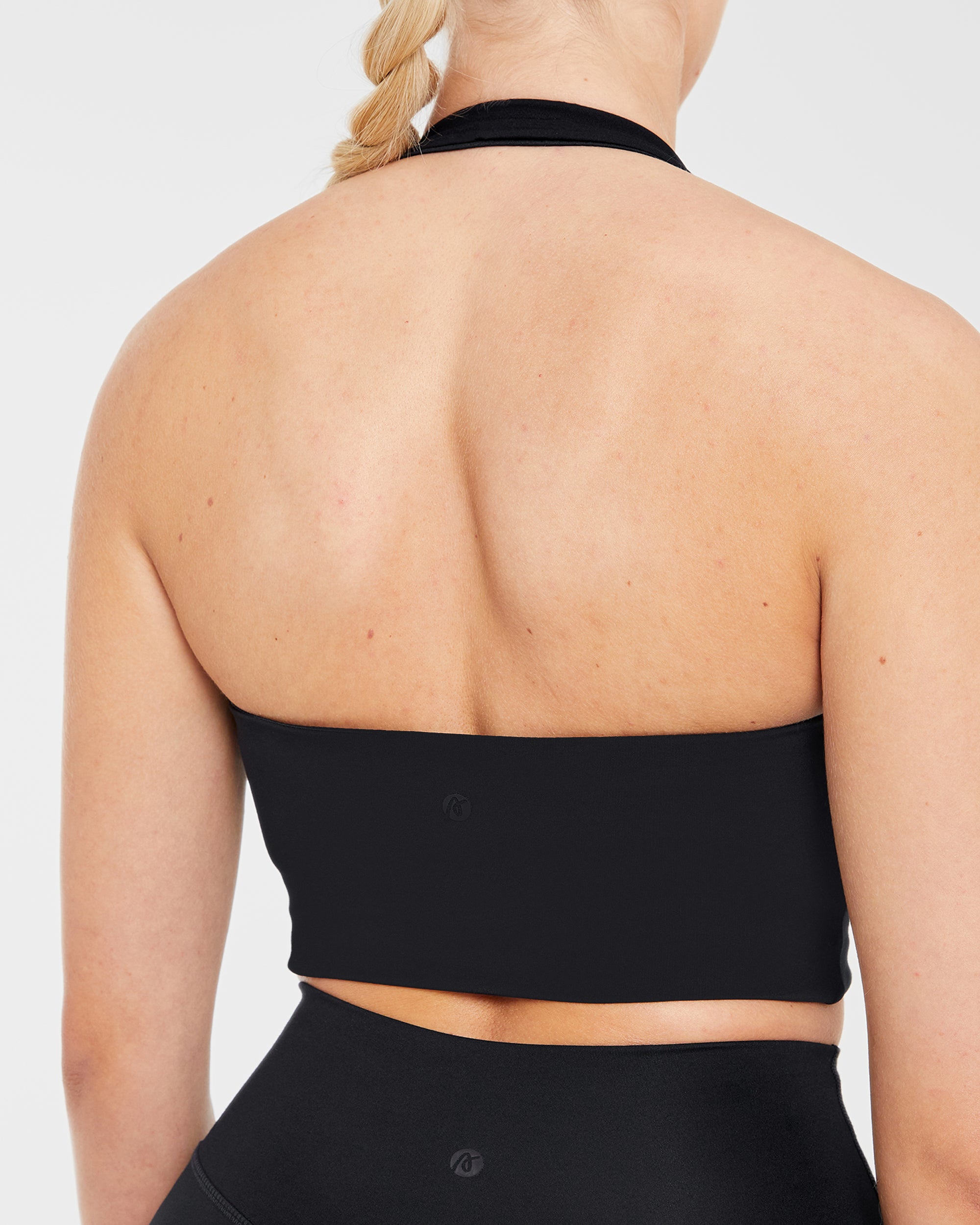 Staple Halterneck Crop Top - Noir