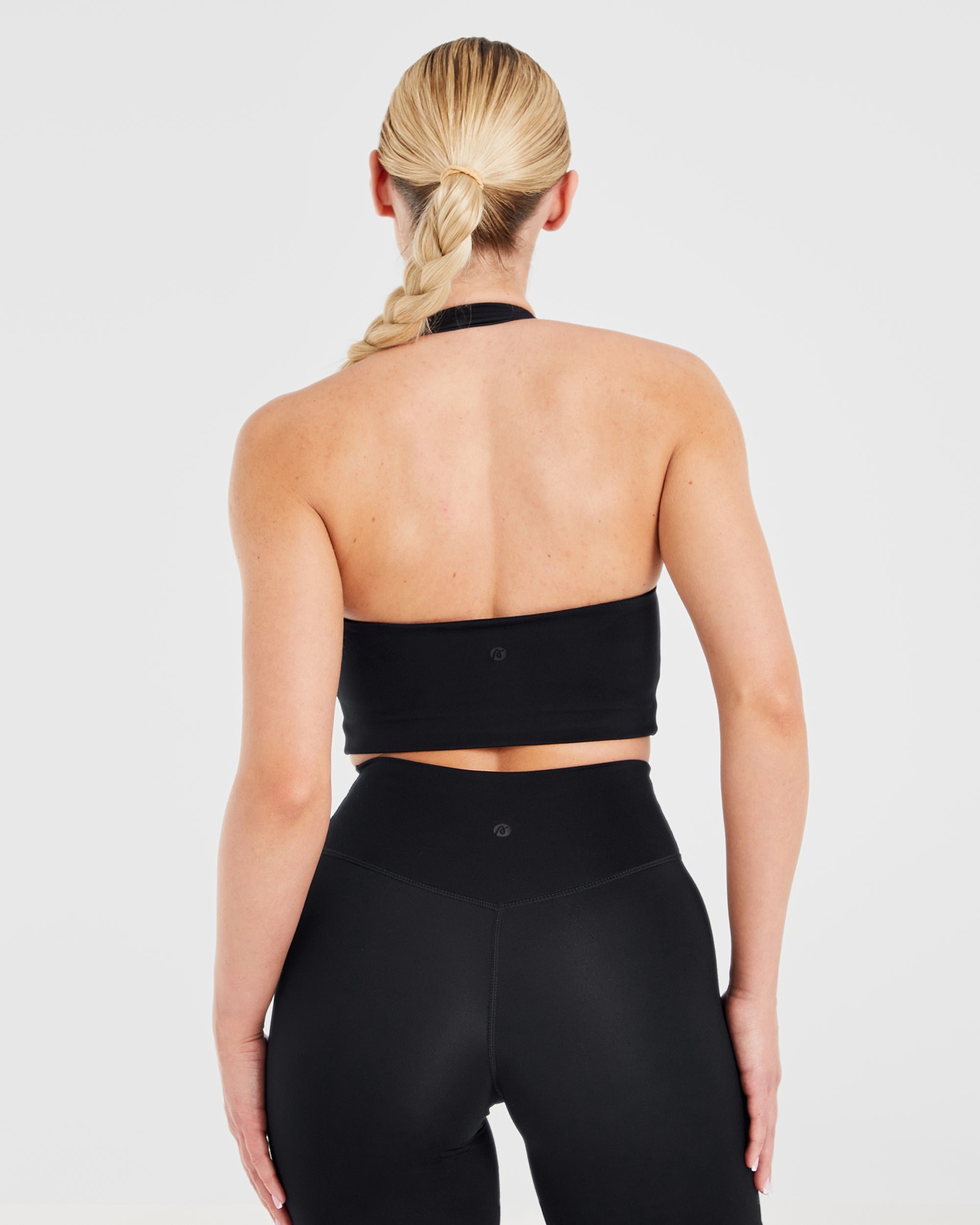 Staple Halterneck Crop Top - Noir