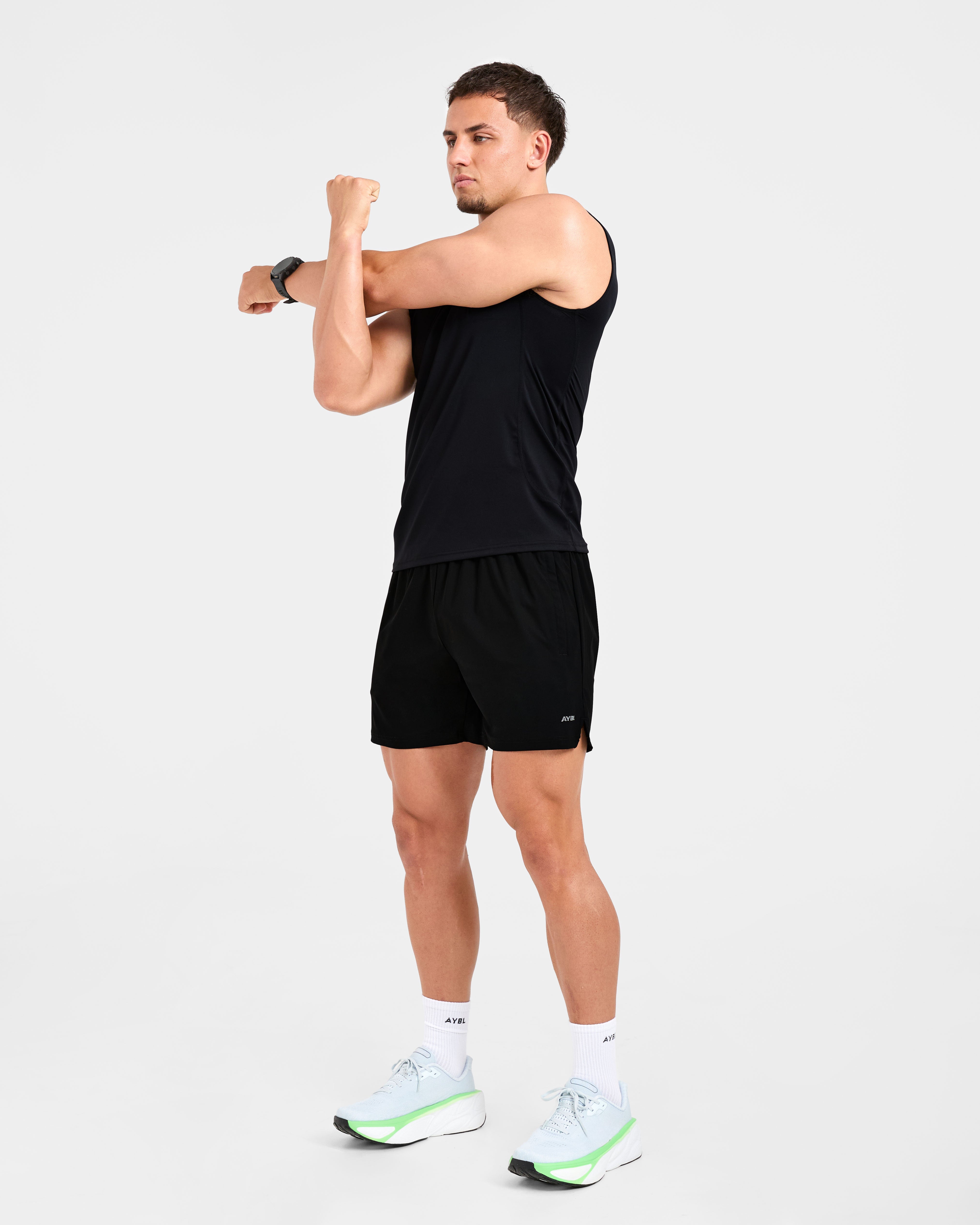 Run 5" Shorts - Noir