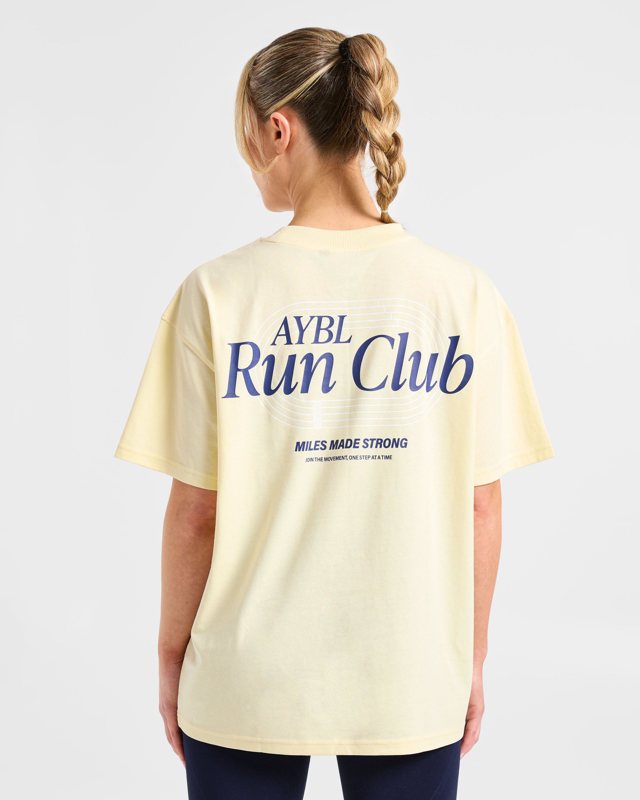 Run Club Oversized T Shirt - Butter Jaune