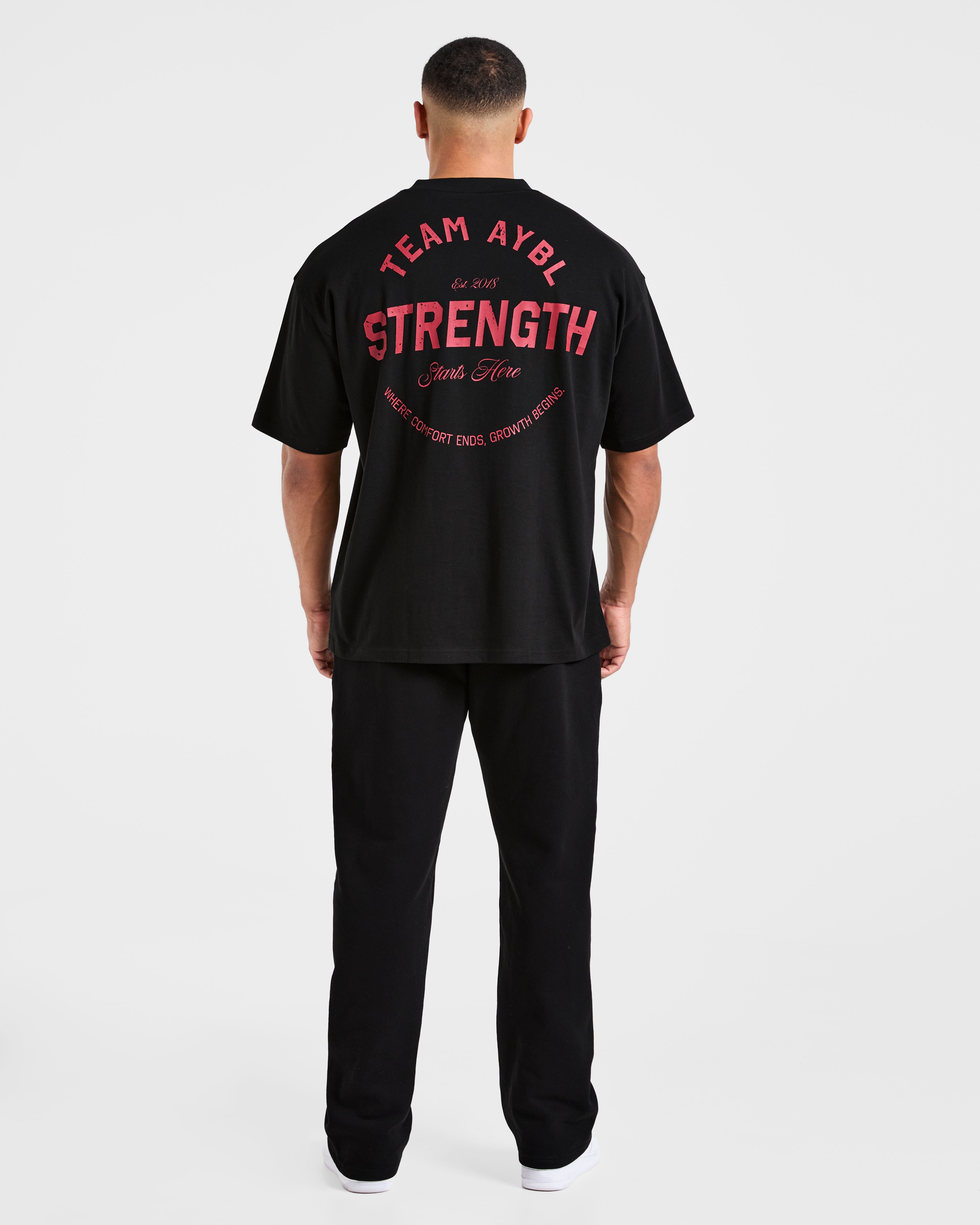 Cam Kissel x Strength Starts Here Oversized T Shirt  - Noir/Rouge