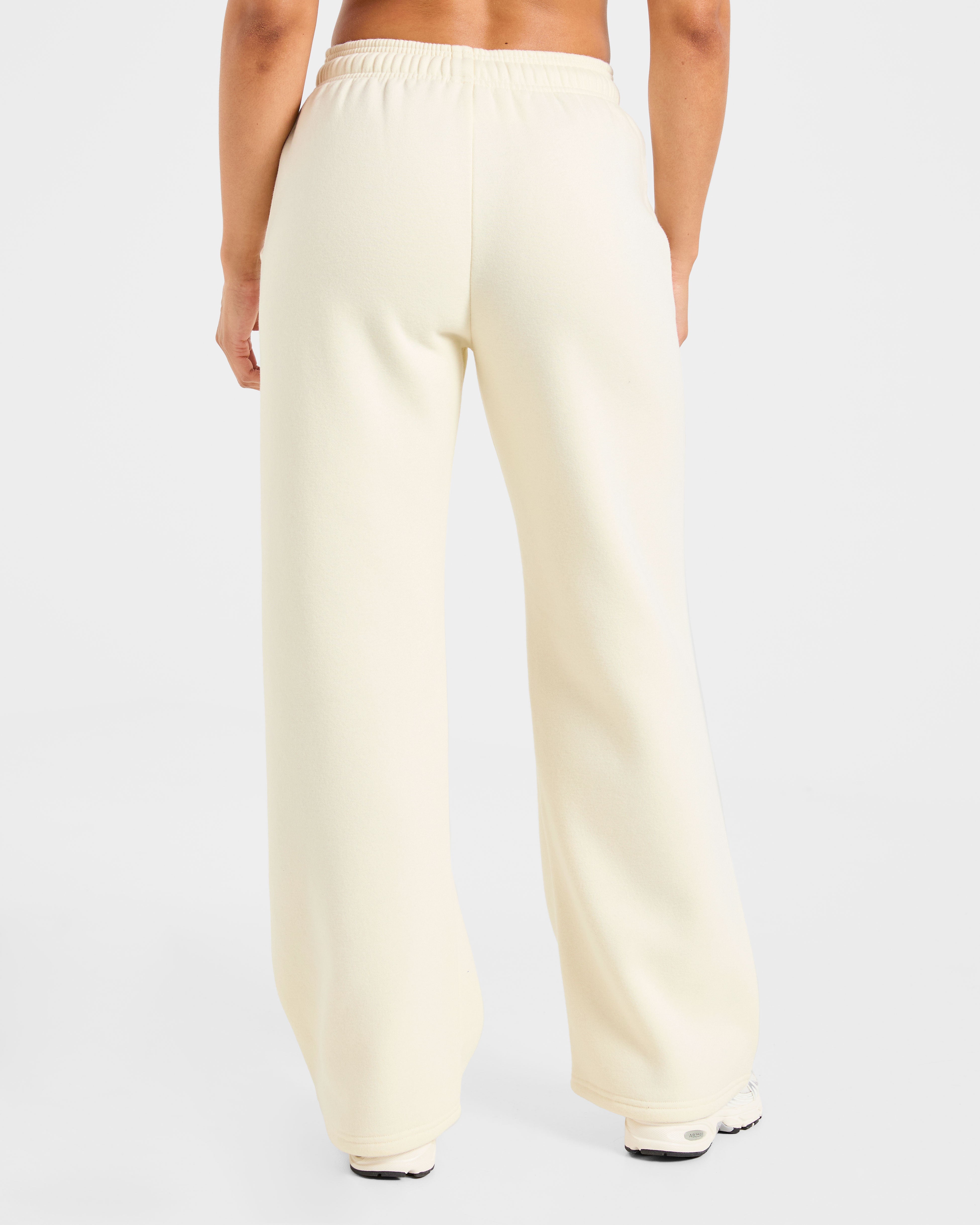 Retro Athletics Oversized Straight Leg Joggers - Butter Jaune/Navy