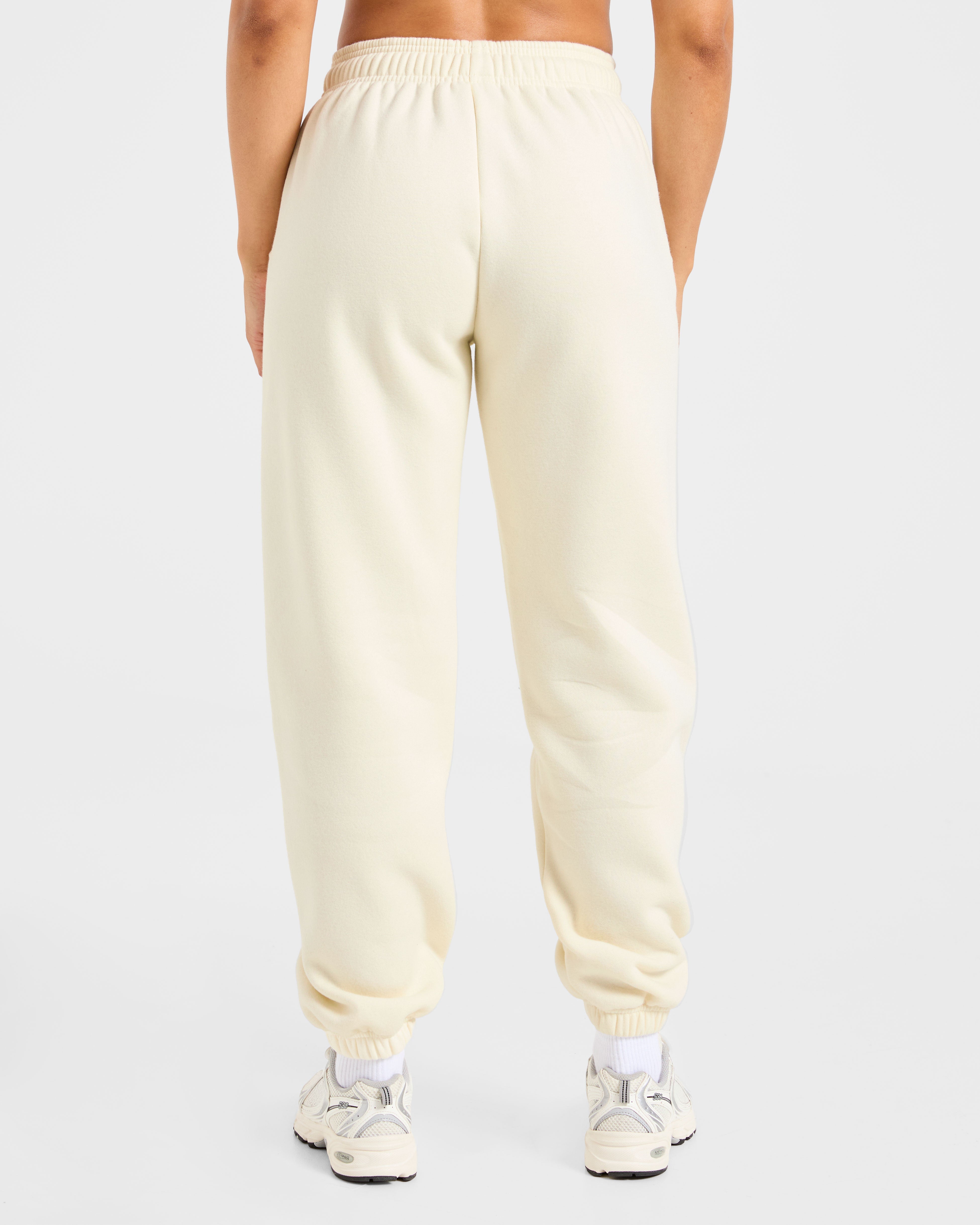 Retro Athletics Oversized Joggers - Butter Jaune/Navy