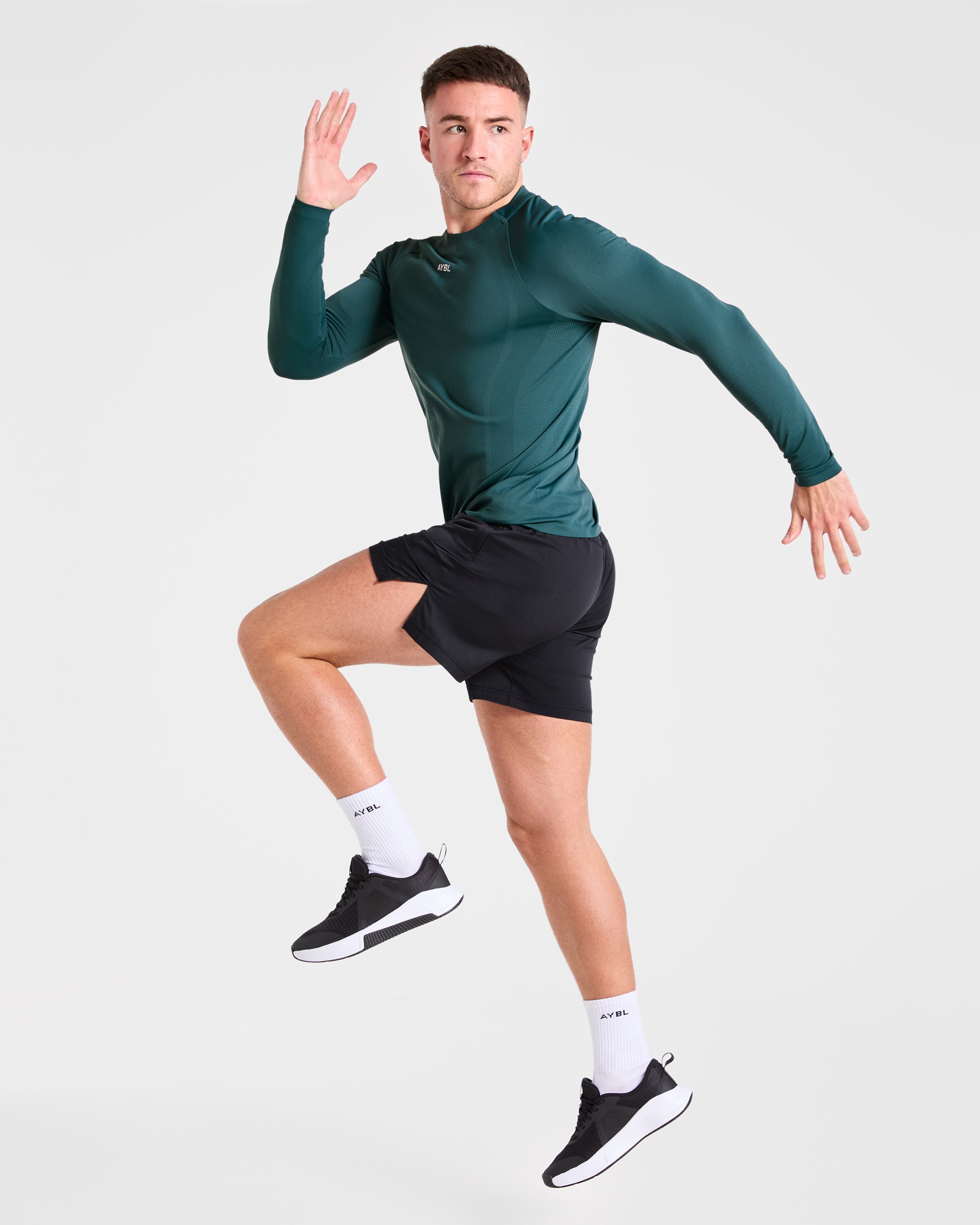 Attain Seamless Long Sleeve T Shirt - Pine Forest