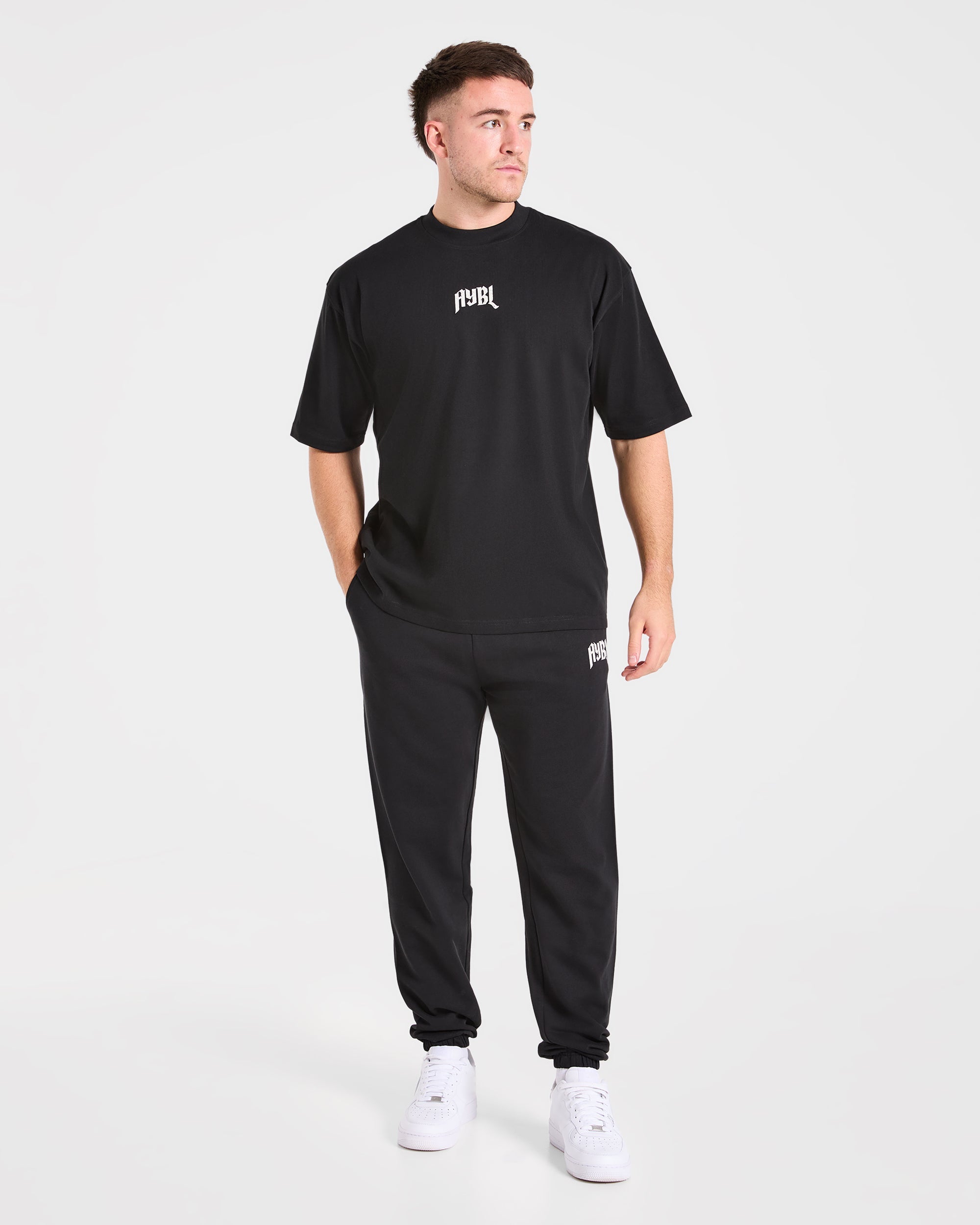 Heavy Lifting Gothic Oversized T Shirt - Noir/Off Blanc