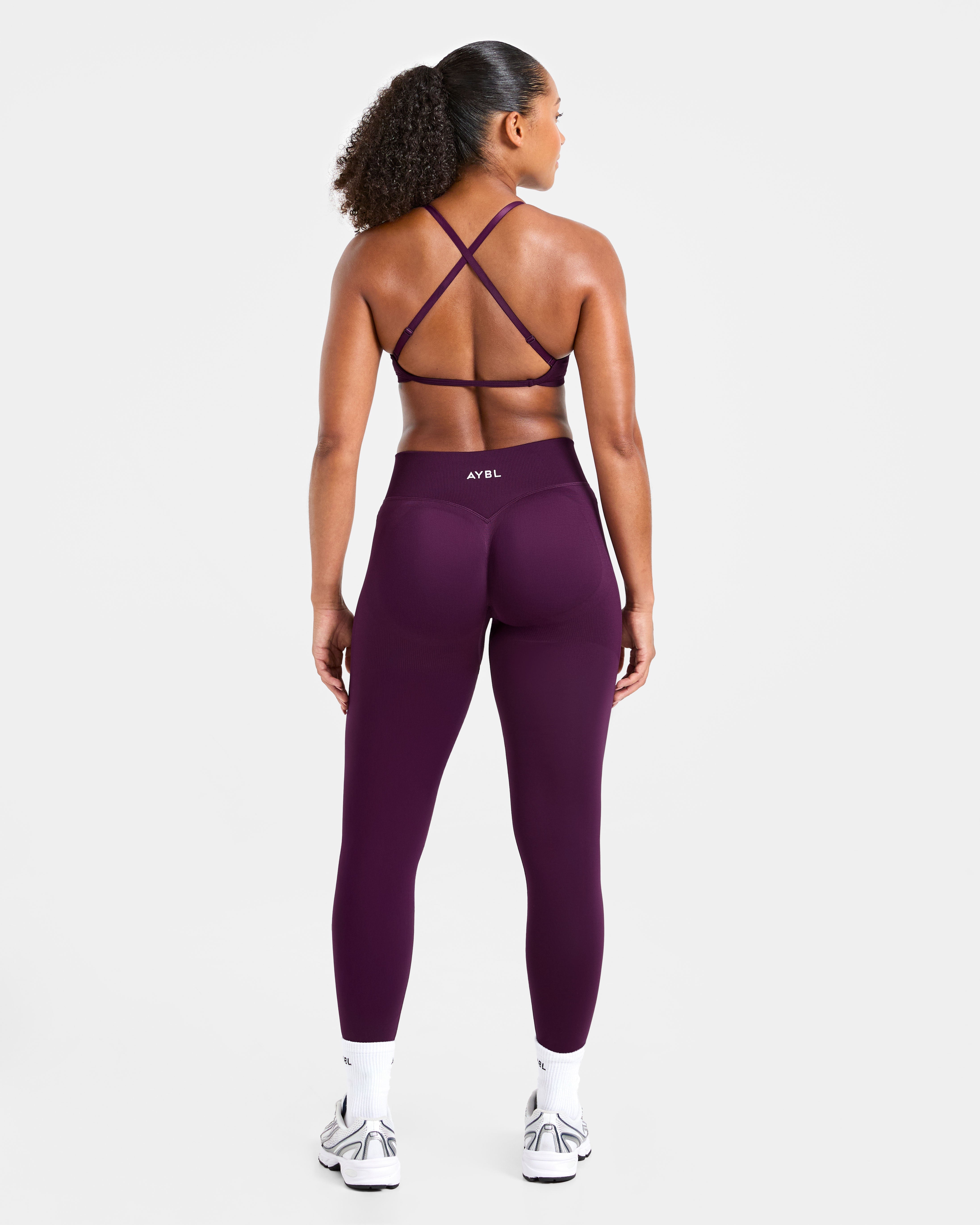 Adapt Seamless Strappy Sports Bra - Midnight Plum