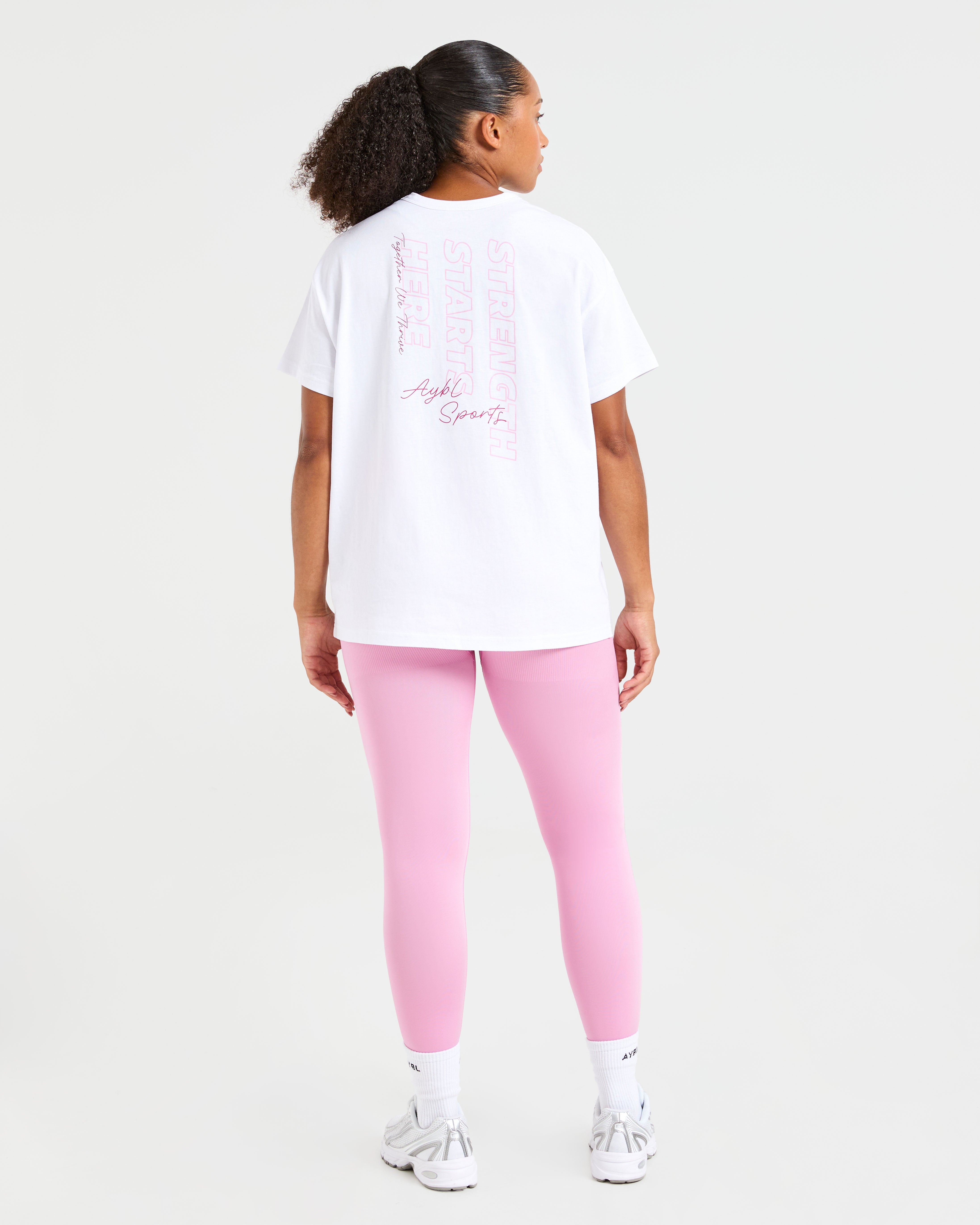 Strength Starts Here Oversized T Shirt - Blanc/Rose
