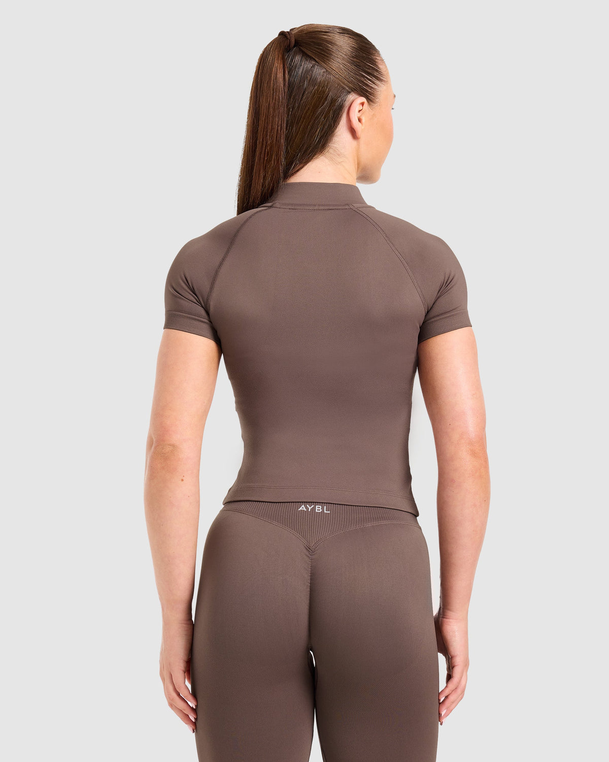 Enhance Seamless Short Sleeve Zip Up Jacket - Marron